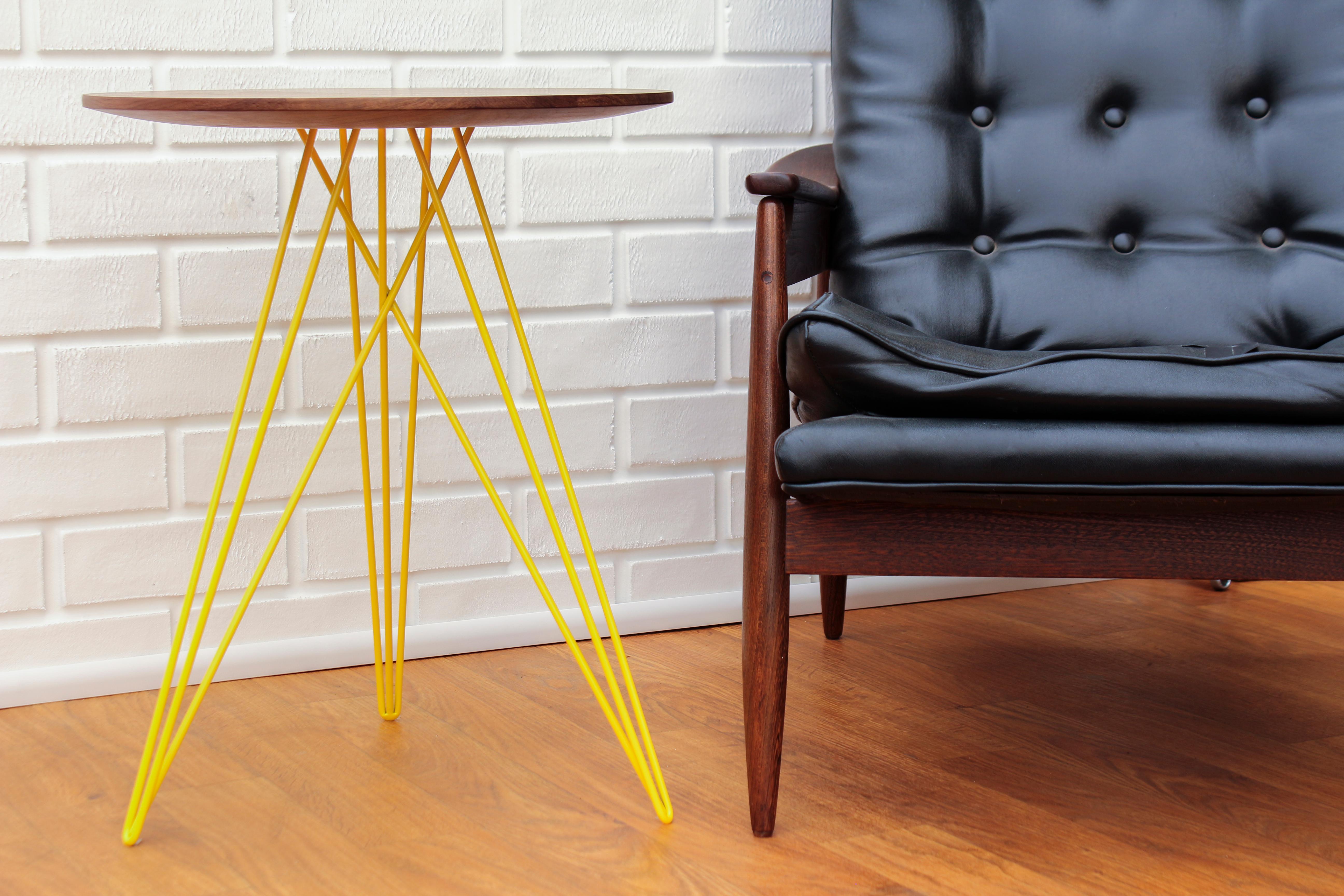 Mid-Century Modern Hudson Hairpin Side Table Walnut Yellow For Sale