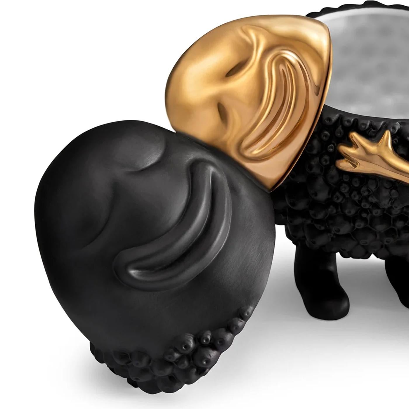Portuguese Hug Black and Gold Box For Sale