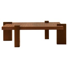 Hug Table L by Veermakers