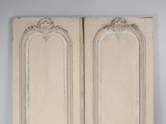 Enorme coppia di porte francesi antiche di campagna alte 10' provenienti dalla Provenza, circa 1800