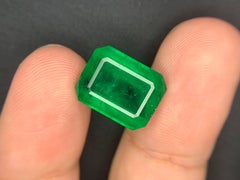 Huge 11.00 Carat Natural Loose Emerald Gemstone From Swat Valley, Pakistan