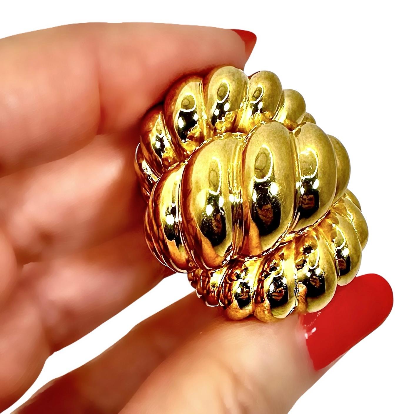 Enorme anello a cupola in oro giallo 14K con finitura lucida, a forma di corda ritorta in vendita 9