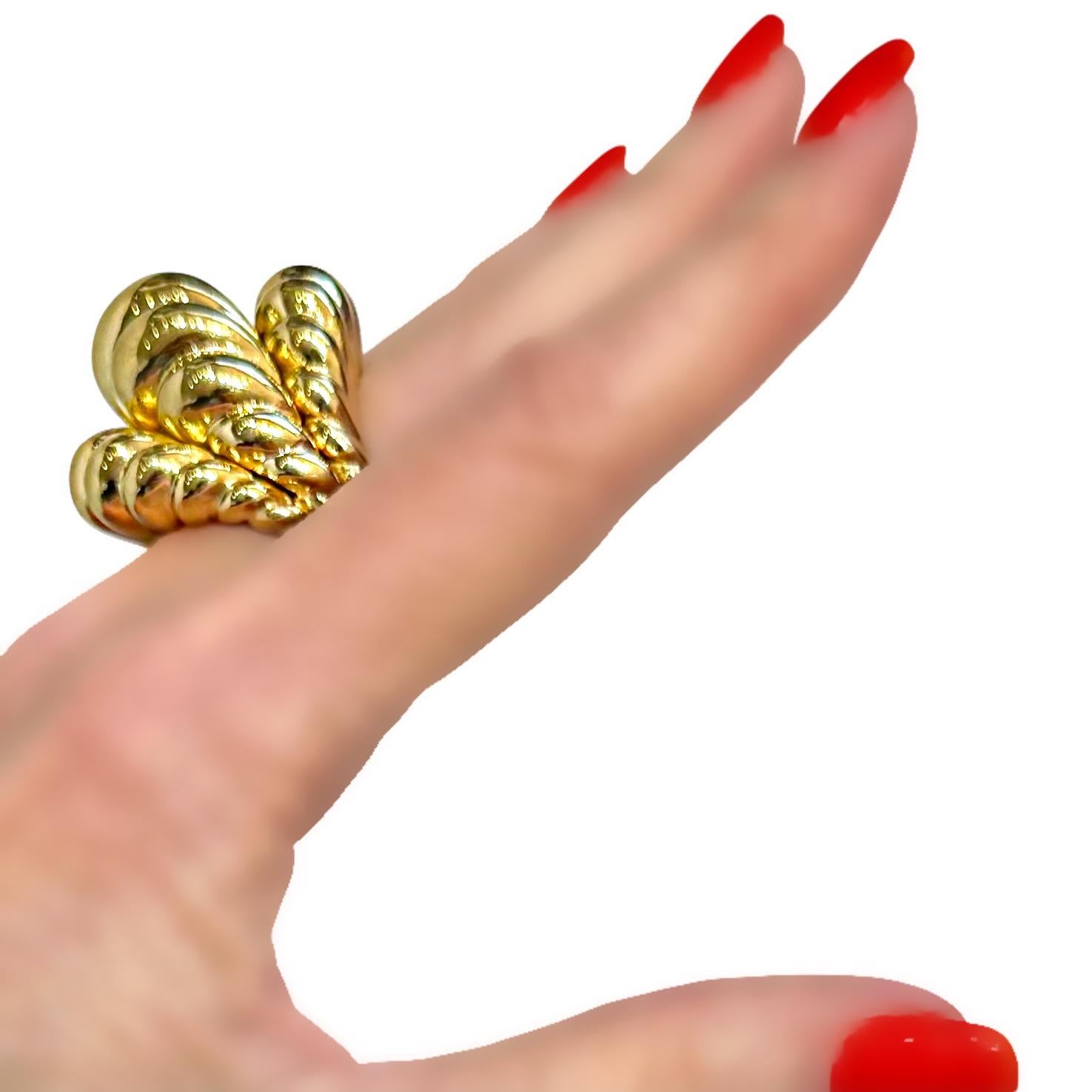Enorme anello a cupola in oro giallo 14K con finitura lucida, a forma di corda ritorta in vendita 12