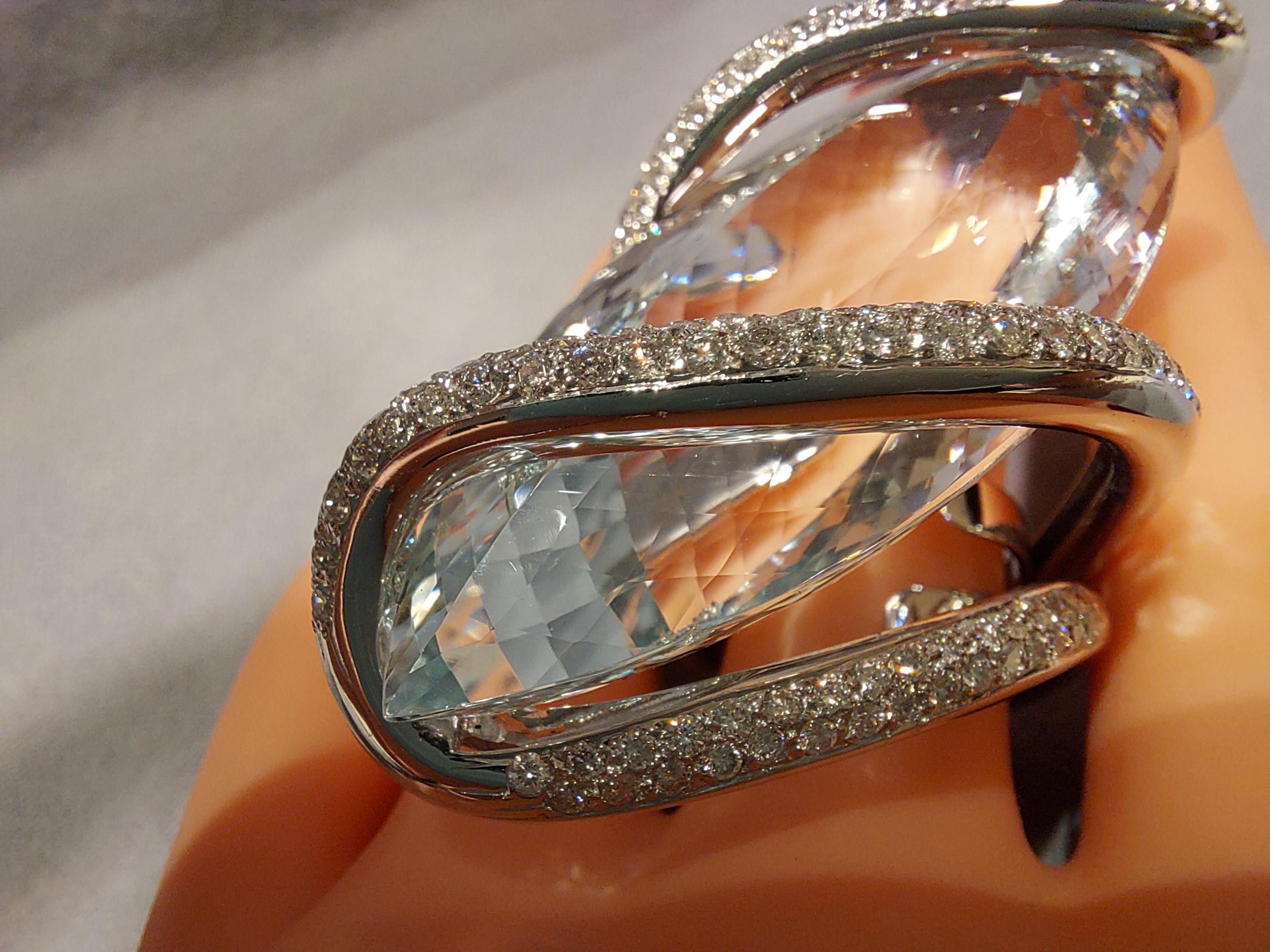 Anillo de oro blanco de 18 quilates con aguamarina talla marquesa de 150 quilates y diamantes de 3,85 quilates en venta 10