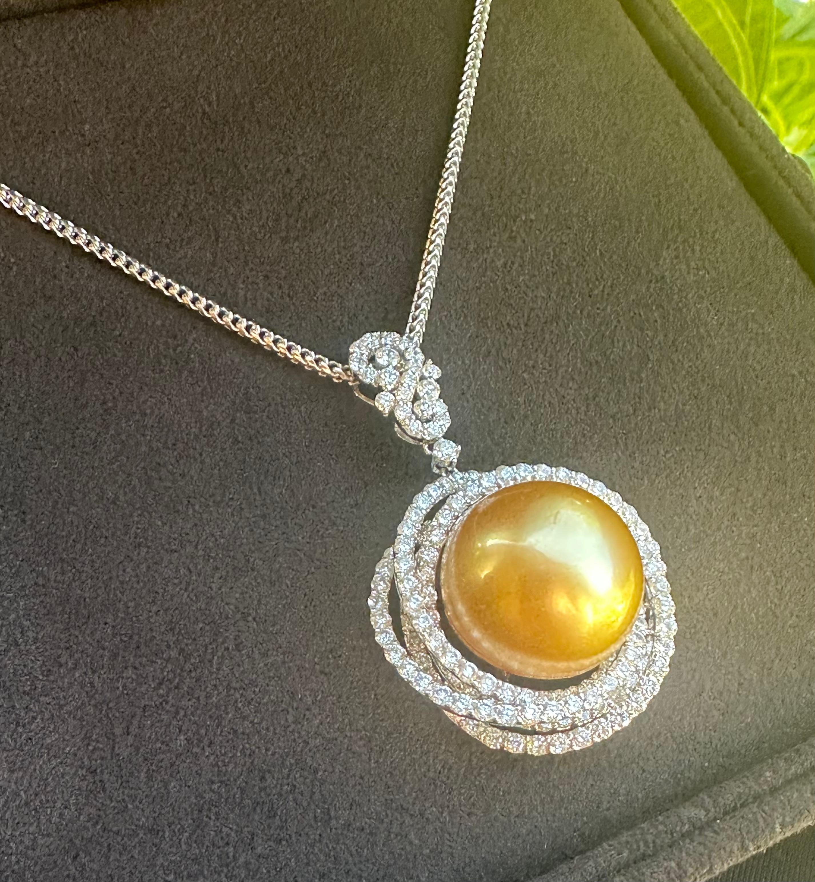 Huge 16.75 MM Golden South Sea Pearl 6.19 Carat Diamond 18k White Gold Necklace In Excellent Condition In Tustin, CA