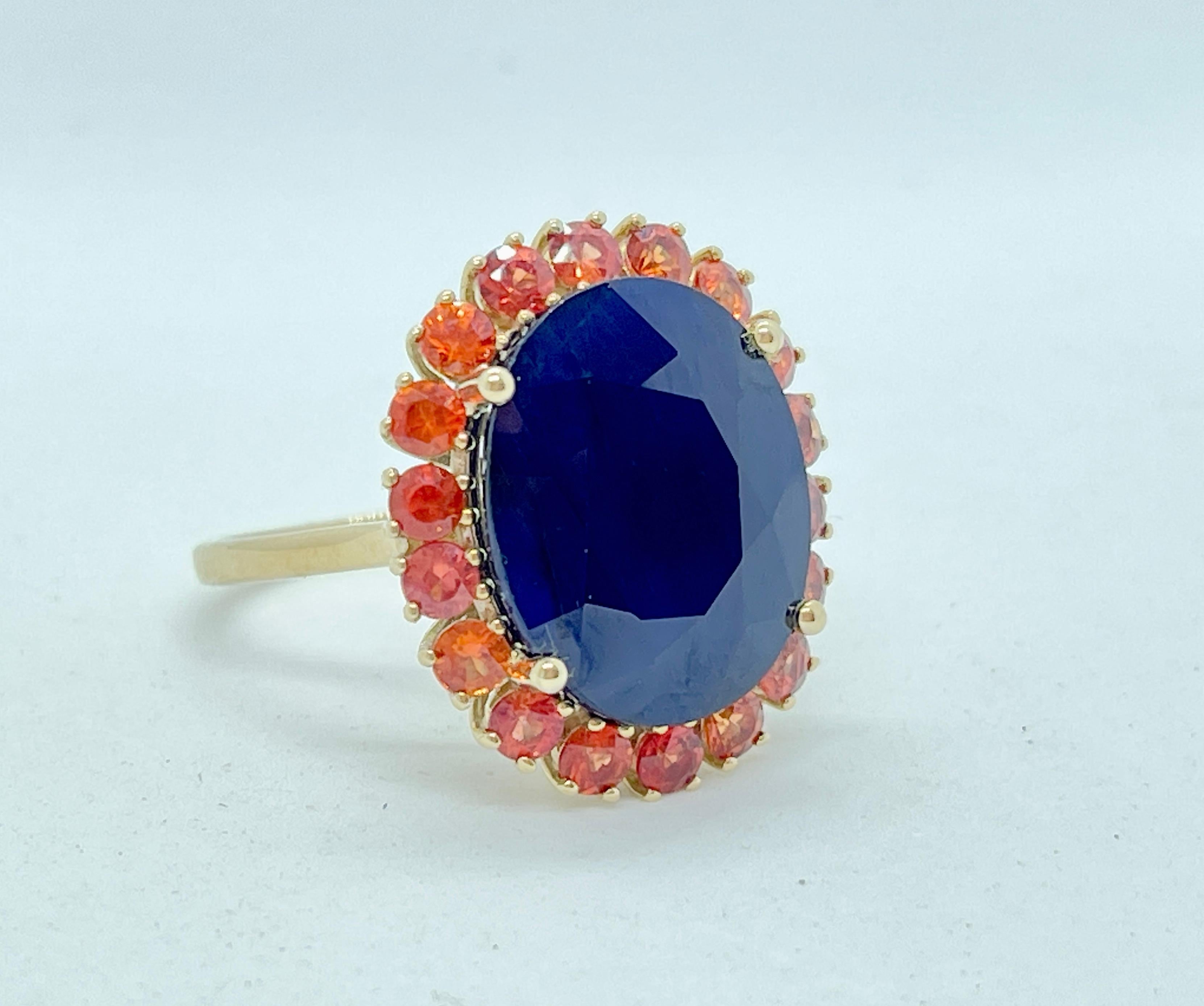 Huge 16ct Natural Blue Sapphire with Orange Sapphire Halo Ring 10ct Yellow Gold For Sale 12