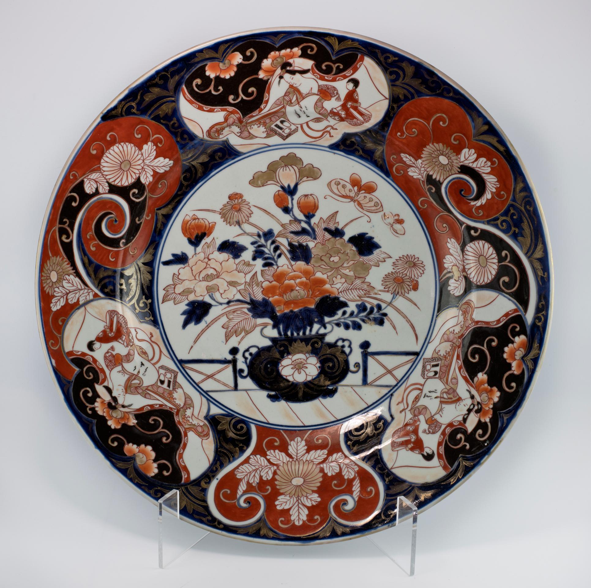 Ceramic Huge 17th century Japanese Arita Imari Charger