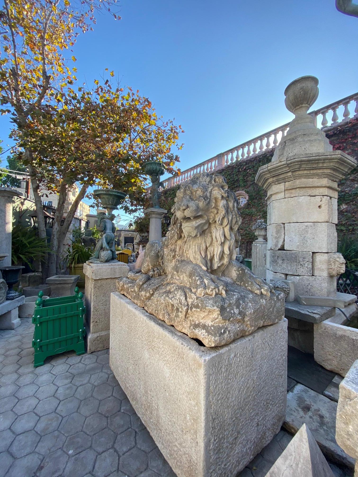 18th C Huge Hand Carved Stone Lion Sculpture Garden Center Piece Statue Antique  In Good Condition In West Hollywood, CA