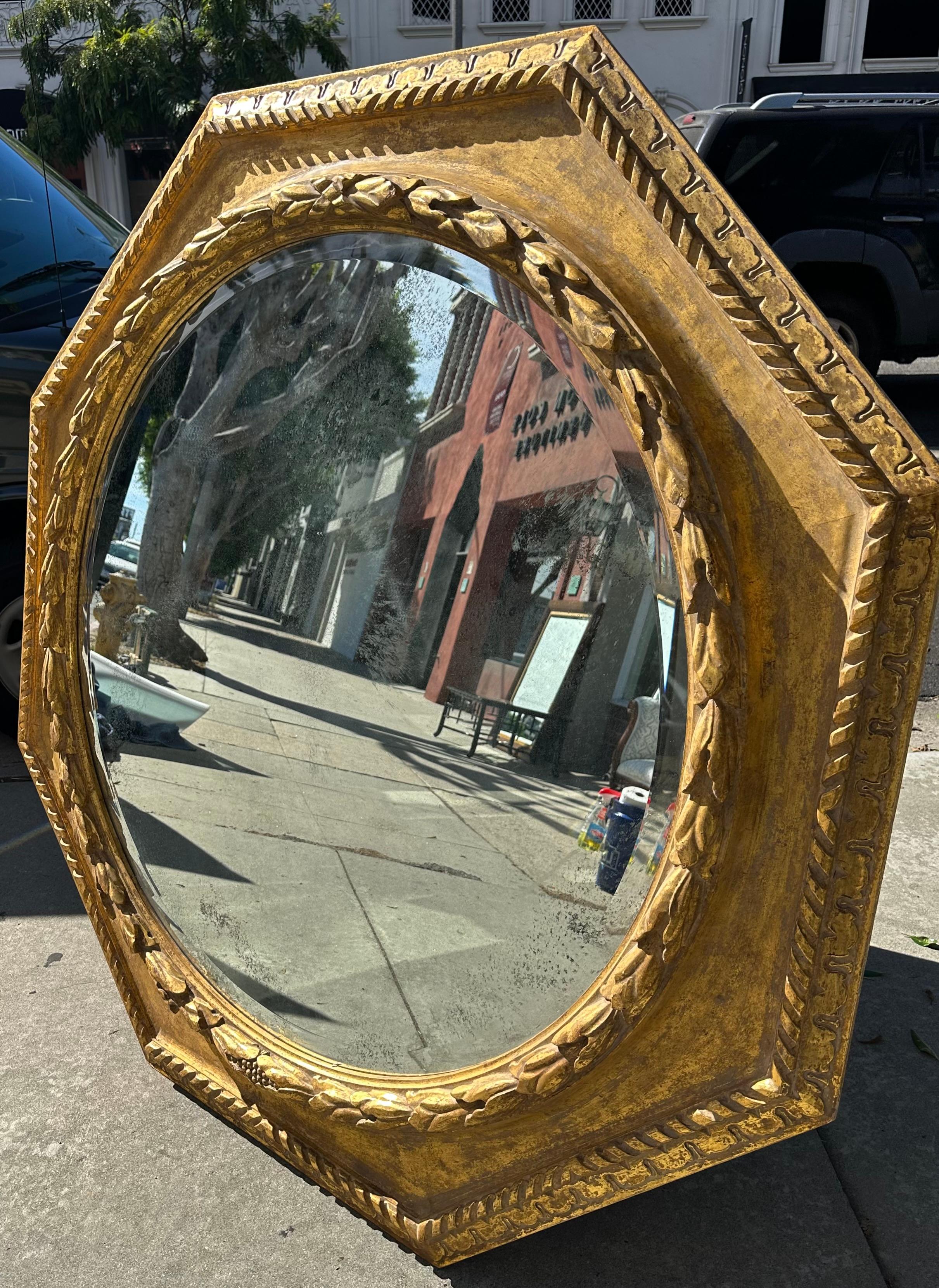 Huge 18th C Style Paul Ferrante Hexagonal Regency Giltwood Mirror In Good Condition For Sale In LOS ANGELES, CA