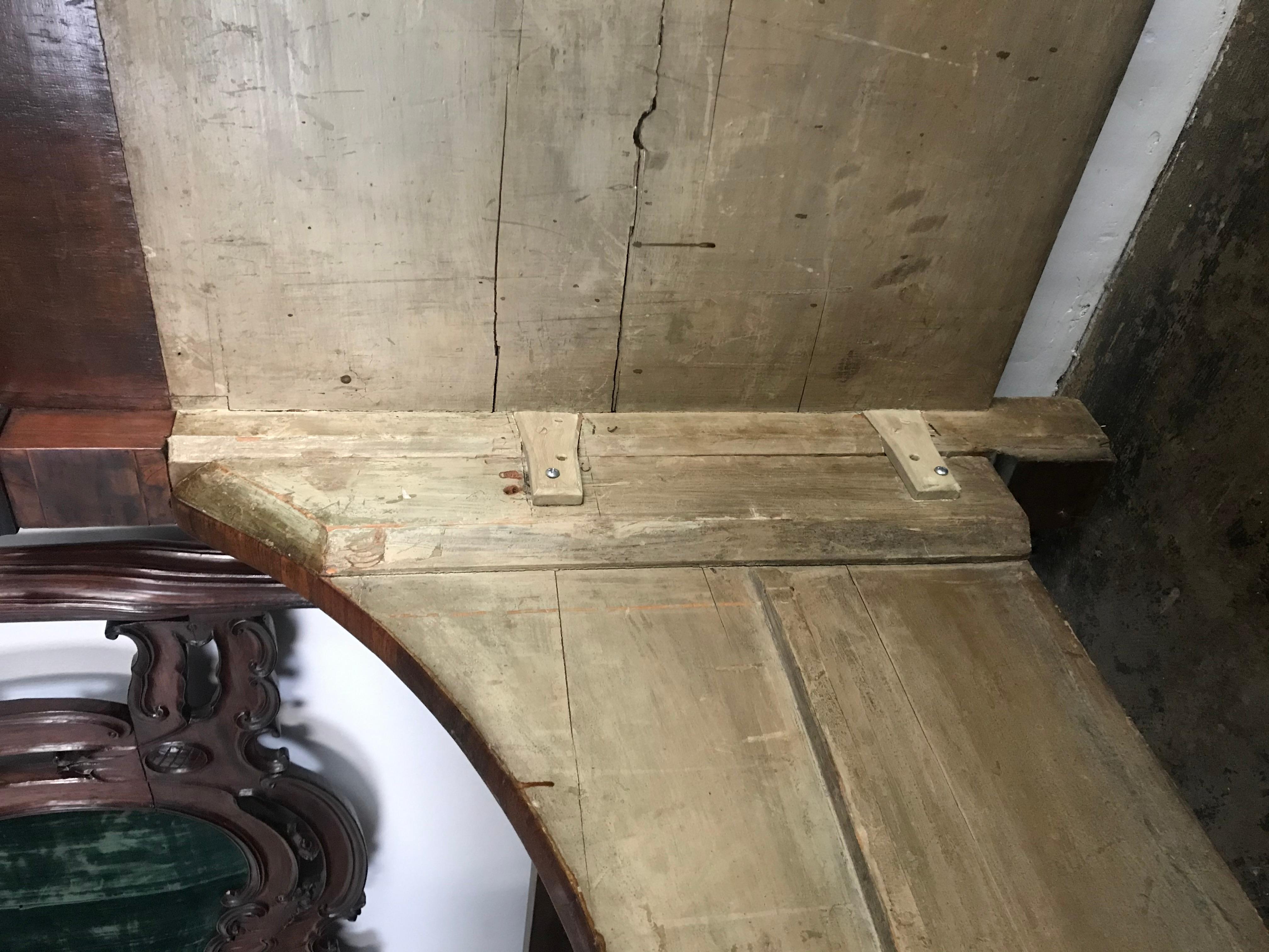 Huge 18th C. Venetian Larger Then California King Bed Crest Finials Panel Board en vente 9
