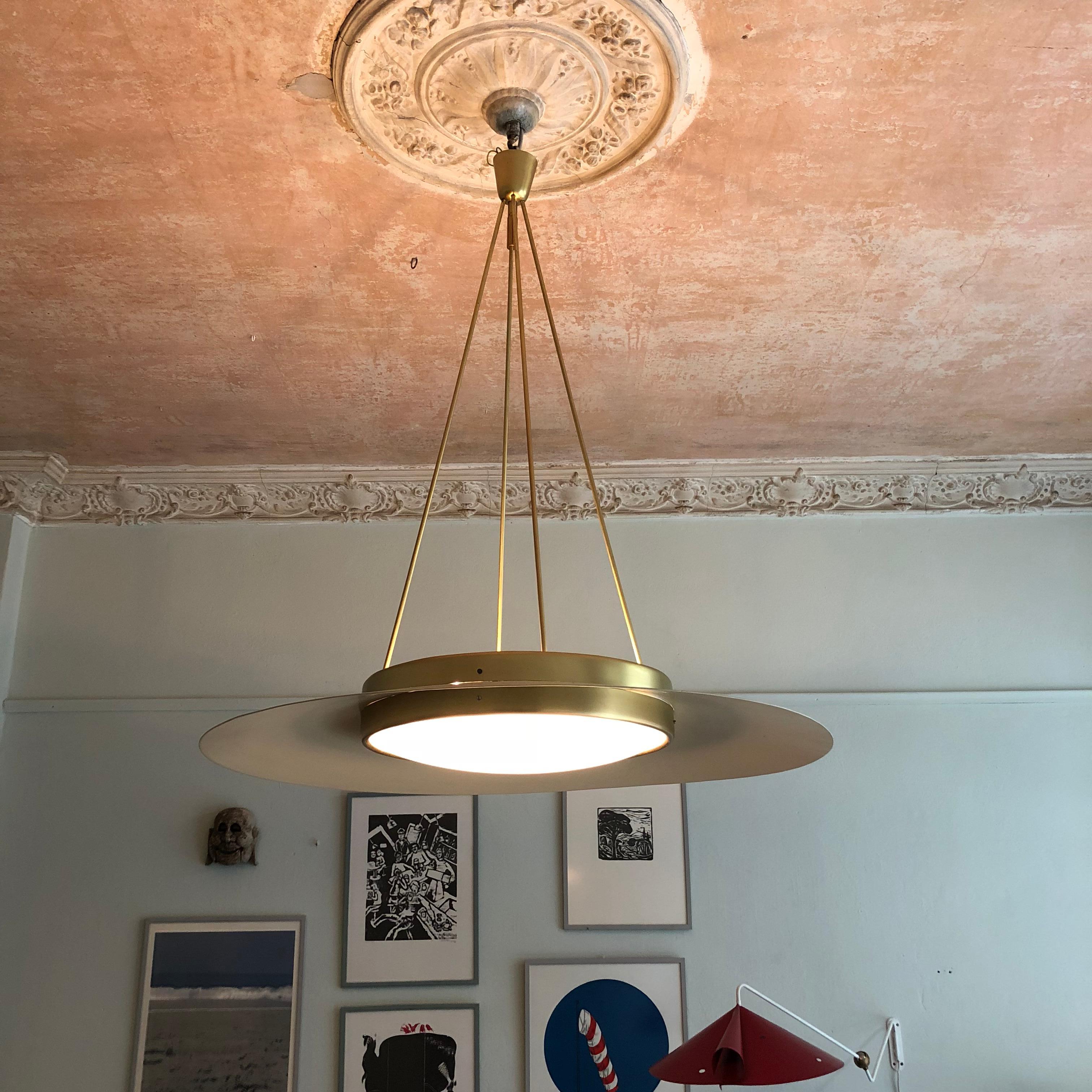 Huge 1950s Italian Mid Century Ceiling Light in Rosa Lacquered Metal and Brass 8