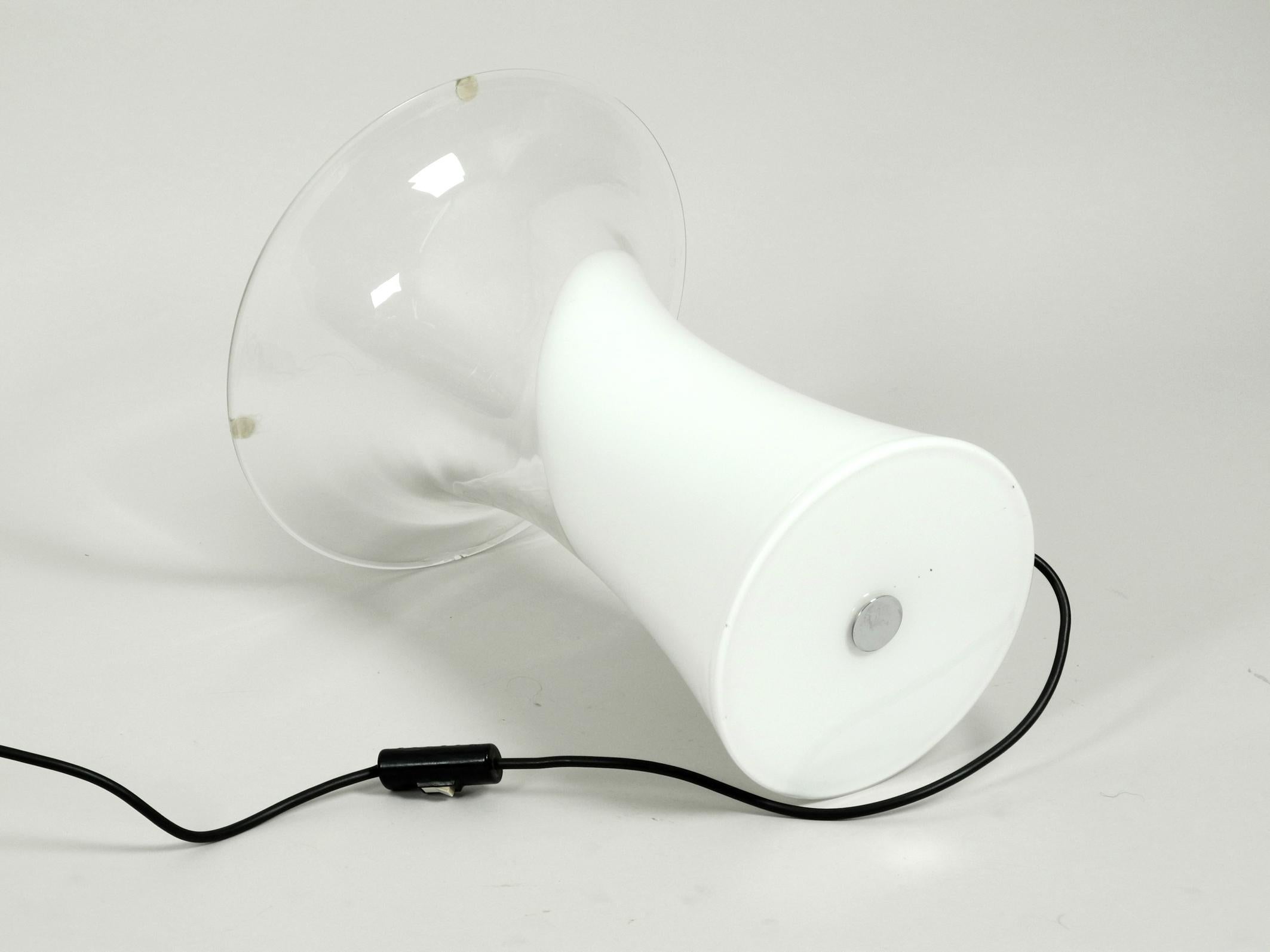 Riesige zweiteilige italienische Pilz-Tischlampe aus Muranoglas von Vistosi aus den 1960er Jahren im Zustand „Gut“ im Angebot in München, DE