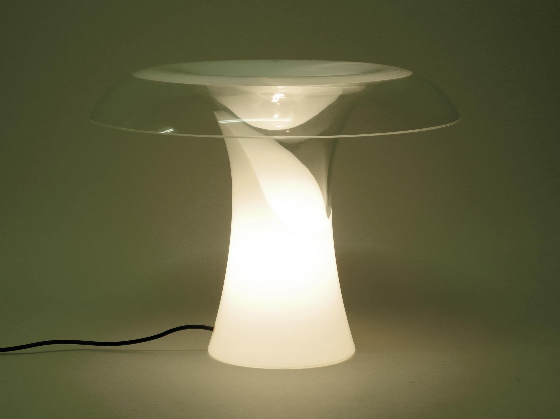 Huge 1960s Italian Two-Piece Murano Glass Mushroom Table Lamp by Vistosi For Sale 4