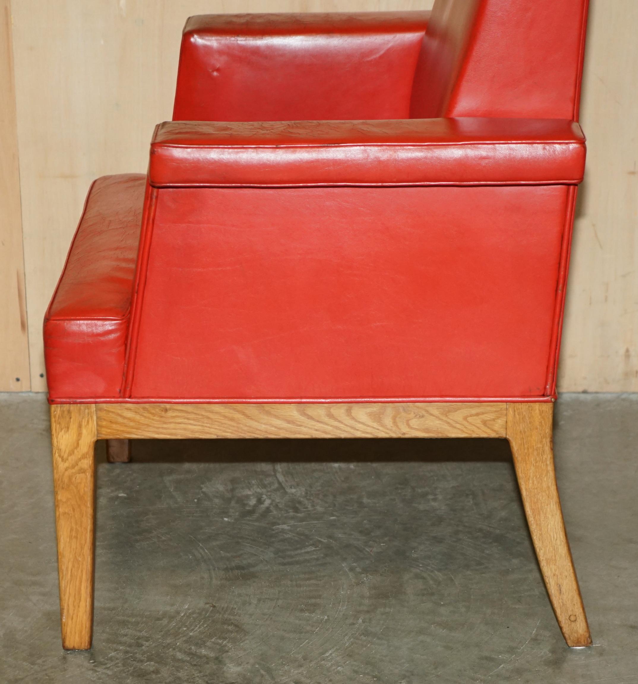 HUGE 1968 QUEEN ELIZABETH II HIGH BACK SESSIONS HOUSE JUDGES LEATHER ARMCHAiR 10