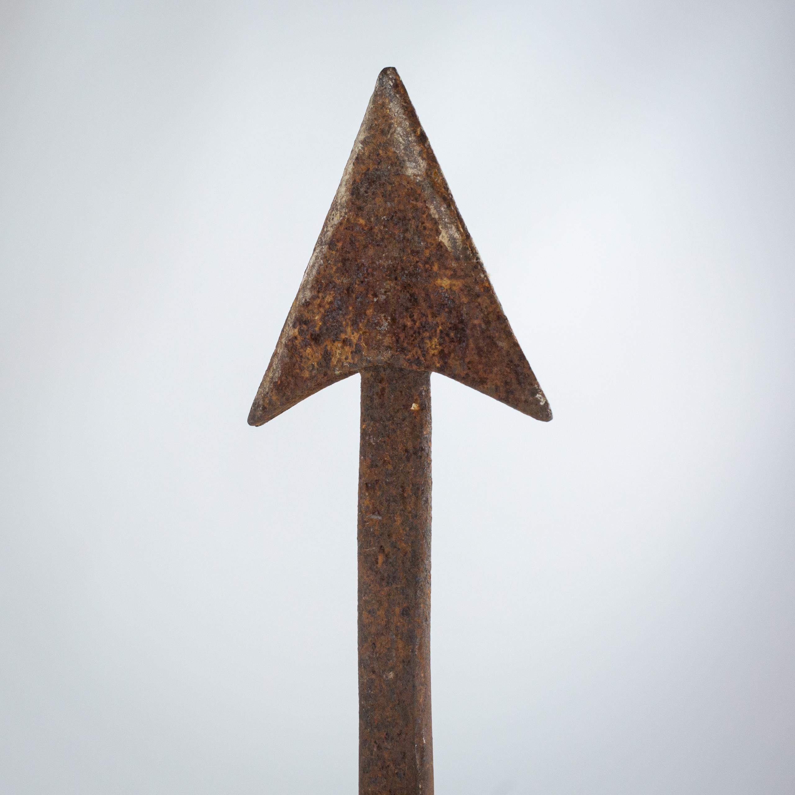 Enorme banderuola Directional del XIX secolo in ferro Arrow in vendita 1