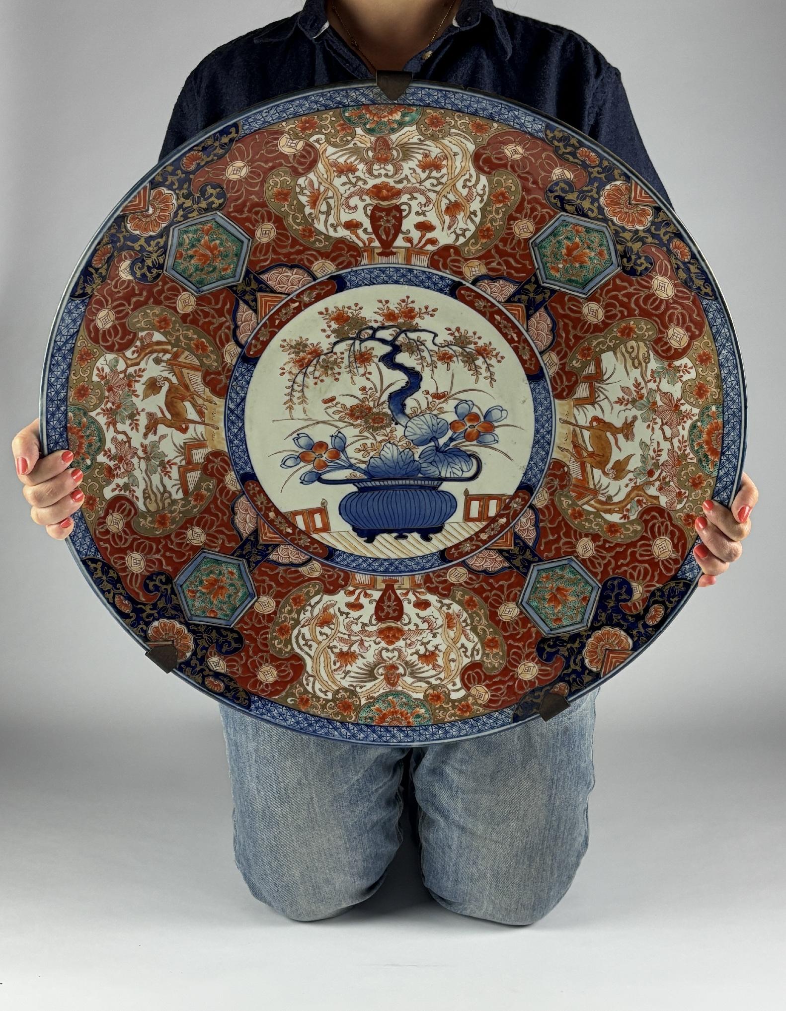Meiji Huge 19th Century Japanese Imari Charger For Sale