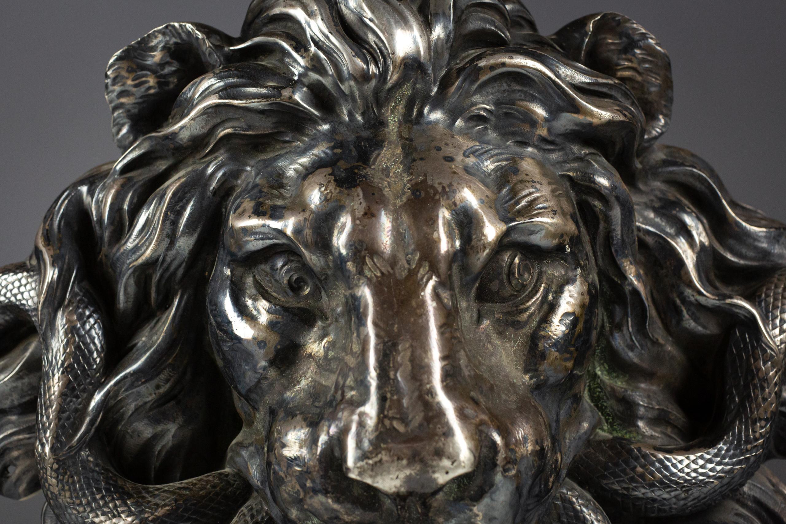 Huge 19th Century Lion Mask & Serpent Door Handle In Good Condition In Pease pottage, West Sussex