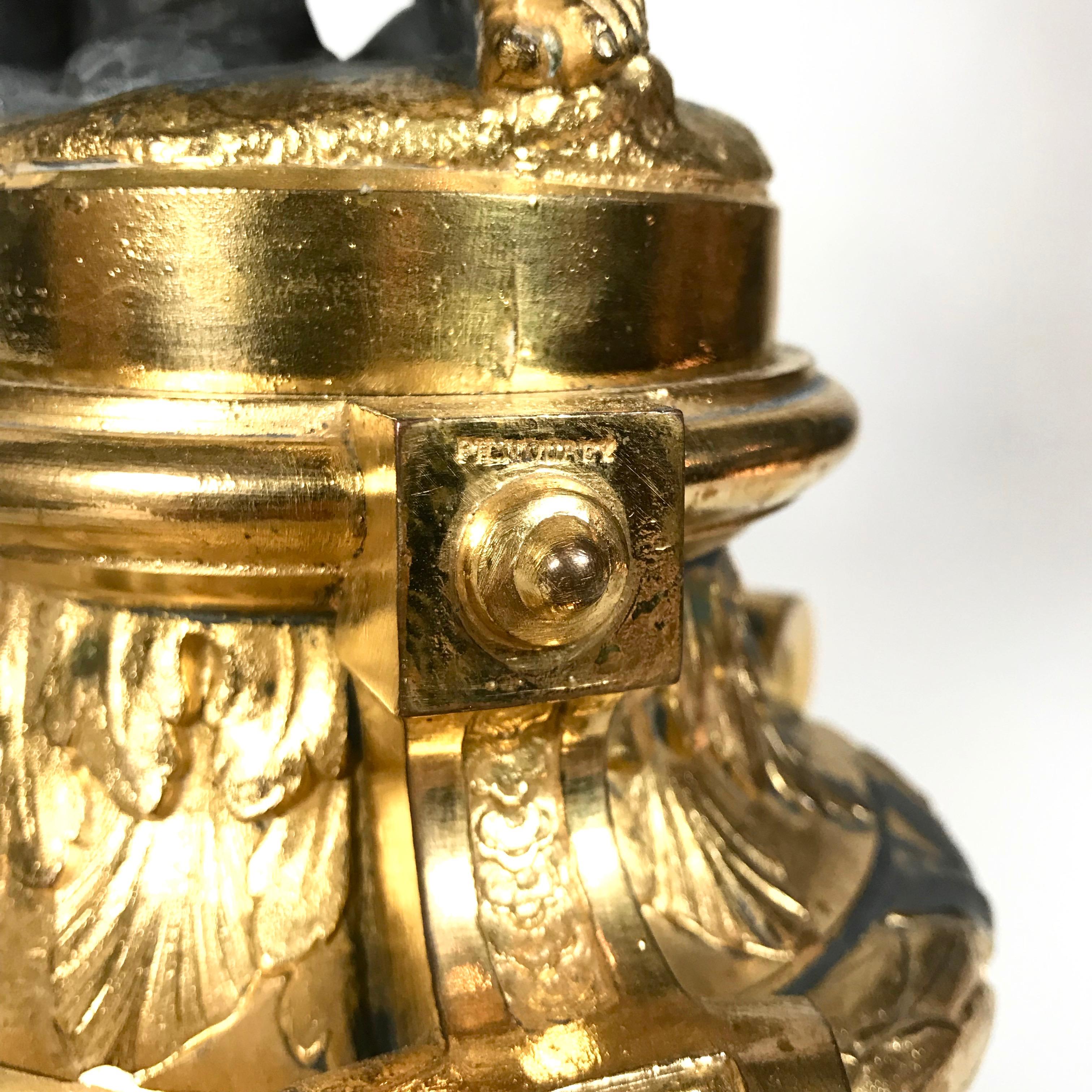 Coppia di enormi candelabri Putti Philippe Mourey del XIX secolo, Ormolu, 1870, Francia in vendita 7