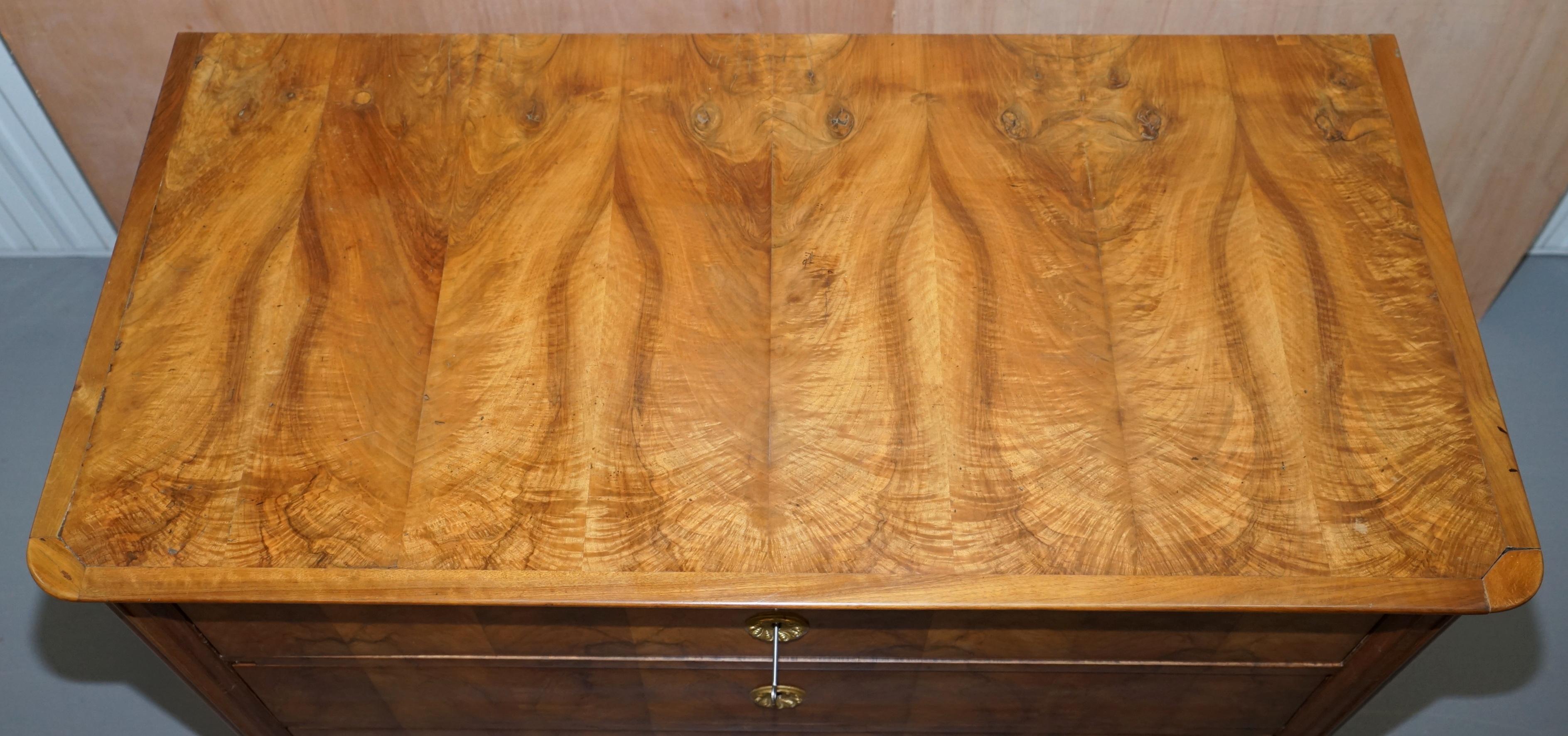 Huge 19th Century Walnut Biedermeier Chest of Drawers Drop Front Desk Secretaire (Handgefertigt)