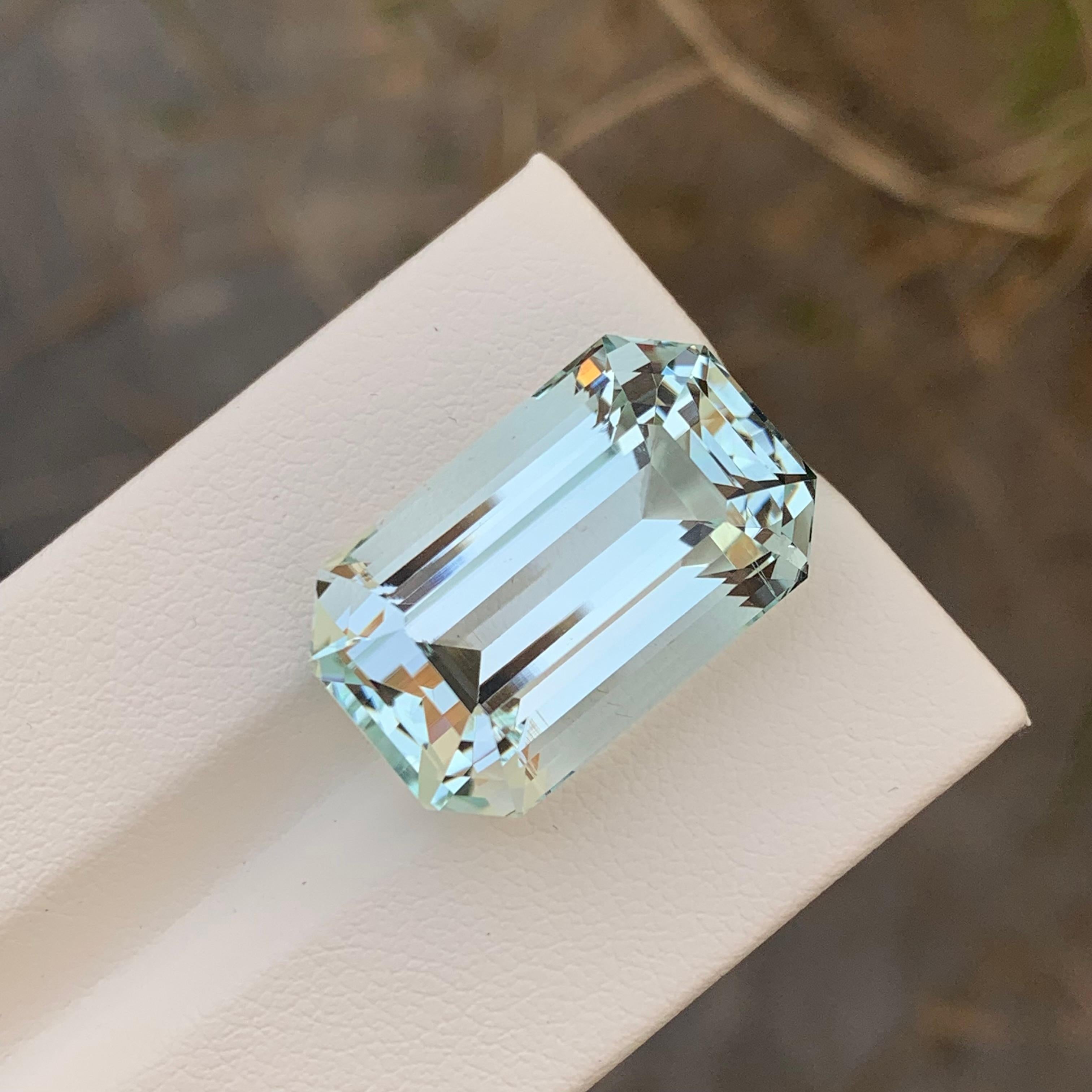 Art Deco Huge 26.75 Carats Natural Loose Aquamarine Emerald Shape Gem From Shigar Mine For Sale