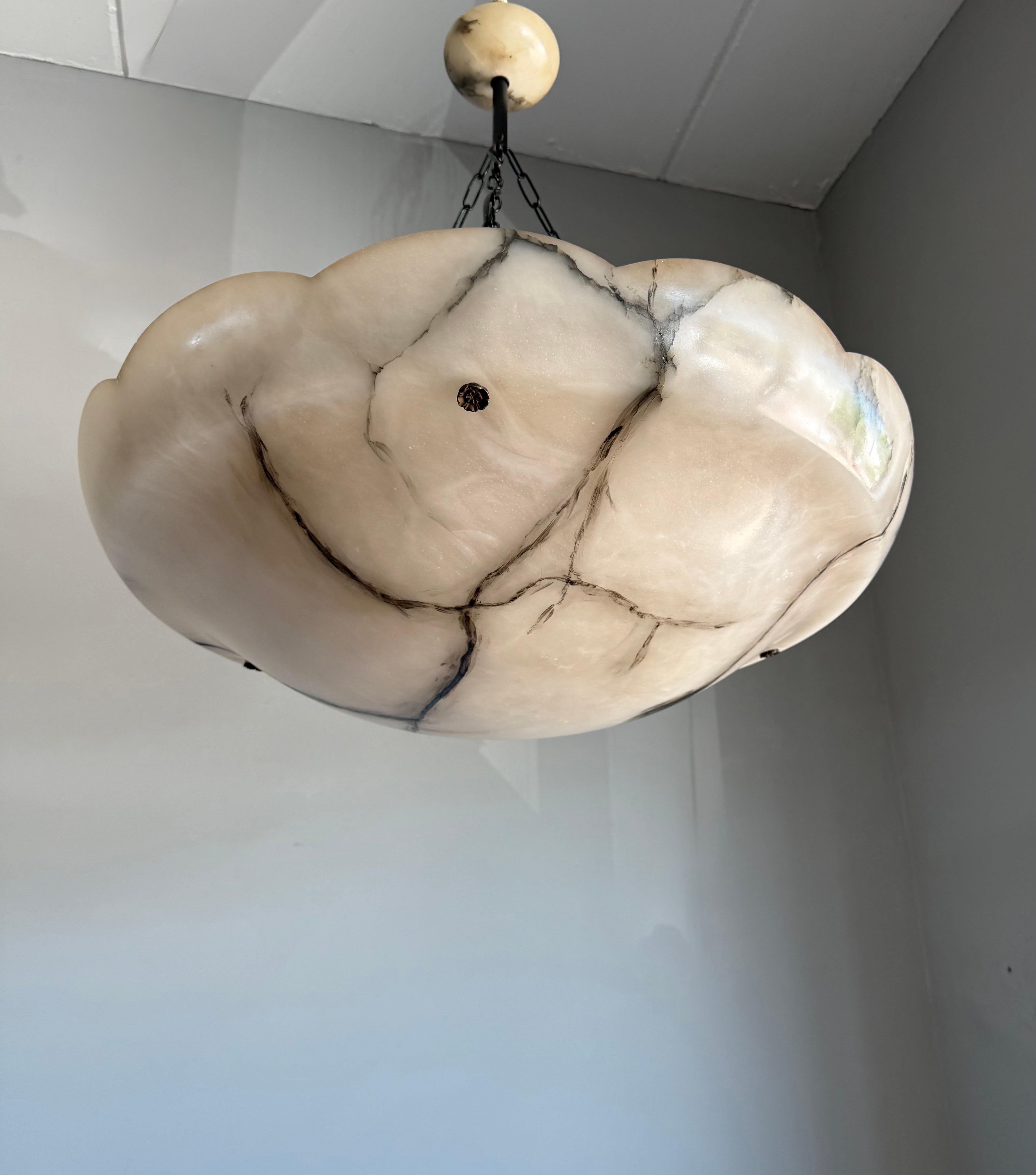 Metallo Enorme lampadario a sospensione in alabastro antico da 27