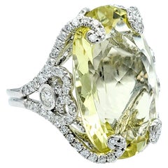 Grande bague cocktail en or 14 carats avec diamants et Prasiolite taille ovale de 31,0 carats