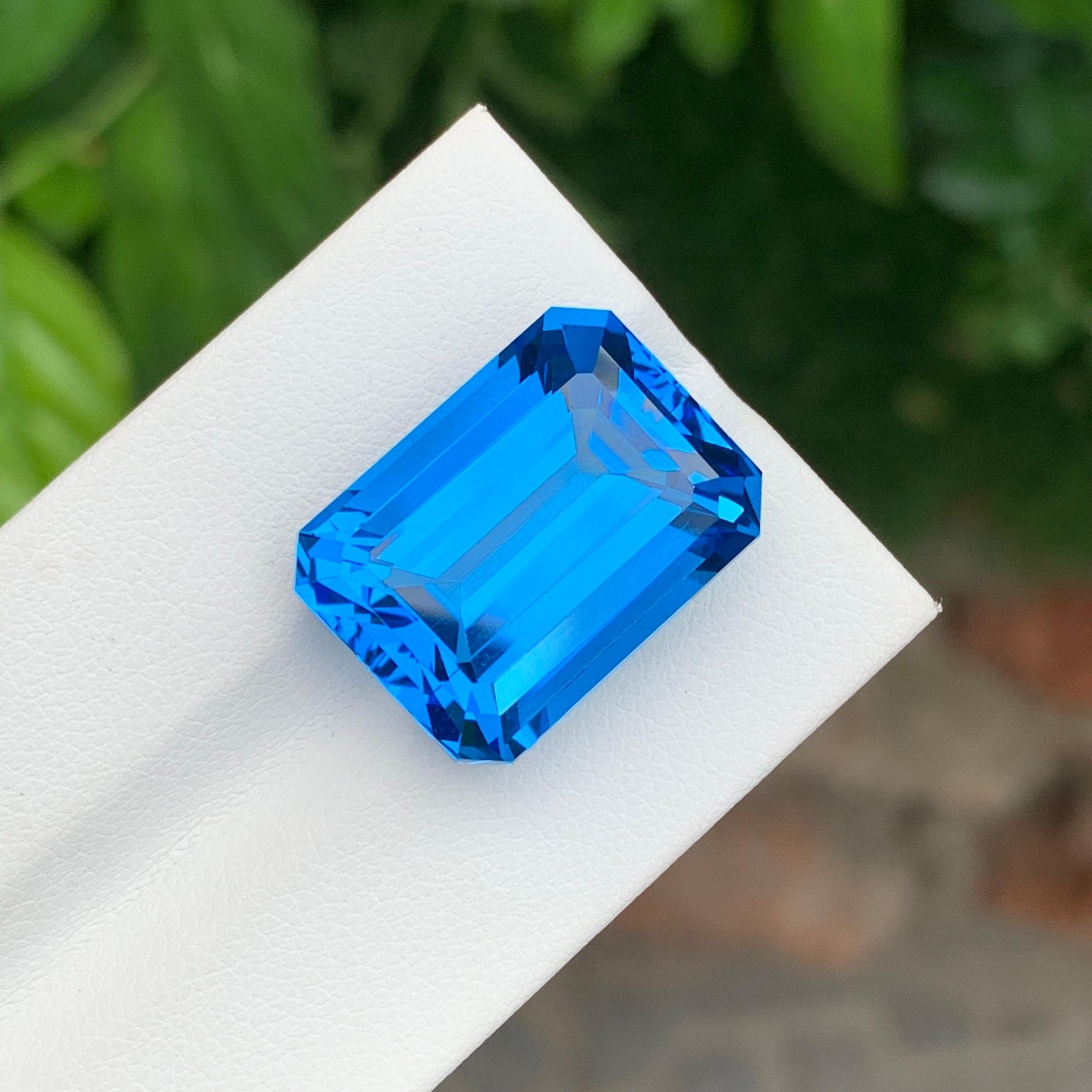 Huge 31.28 Carats Swiss Blue Loose Topaz For Necklace Jewelry For Sale 1