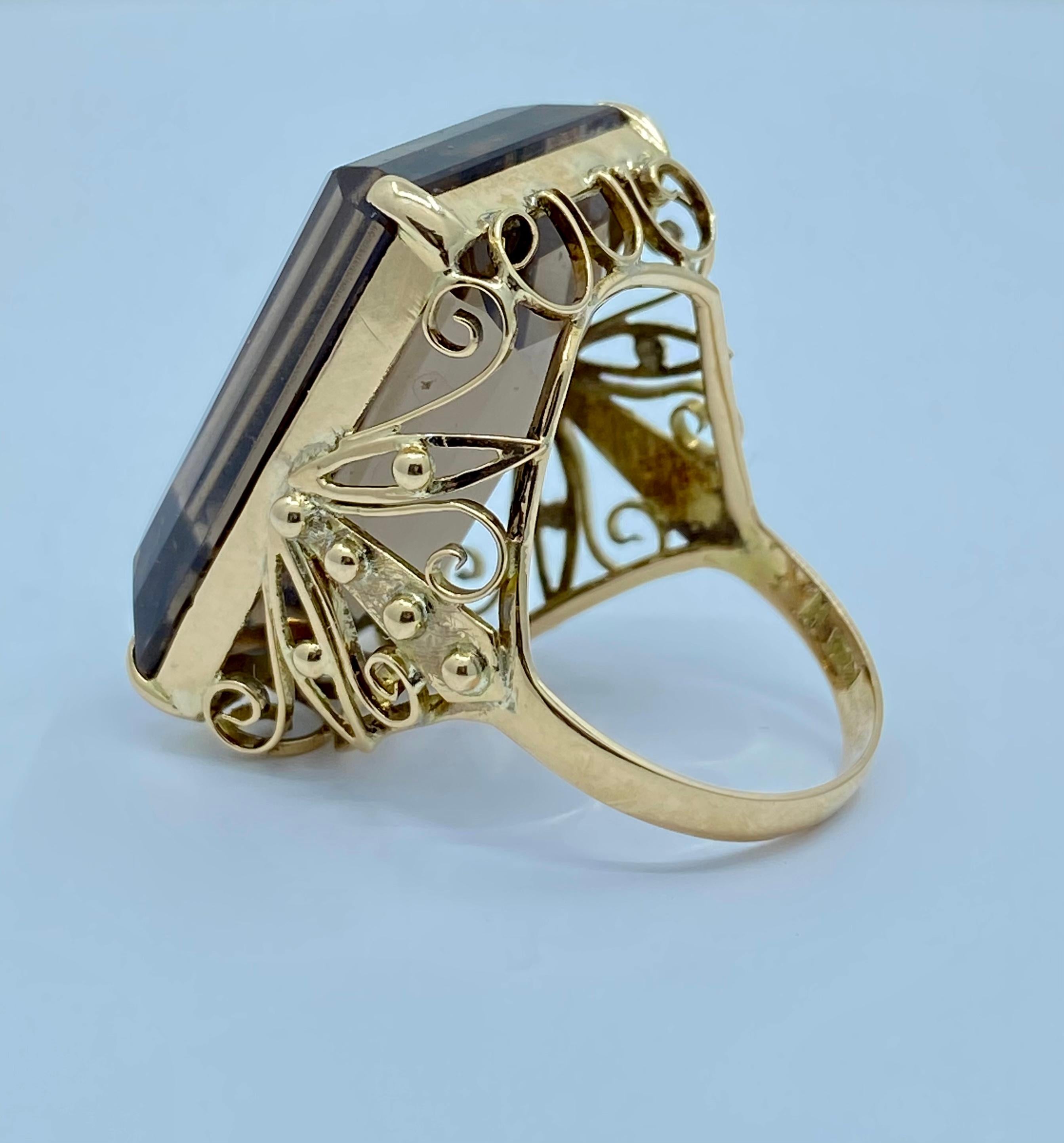 Riesiger 40 Karat Brauner Topas im Smaragdschliff Gelbgold Cocktail-Statement-Ring Damen
