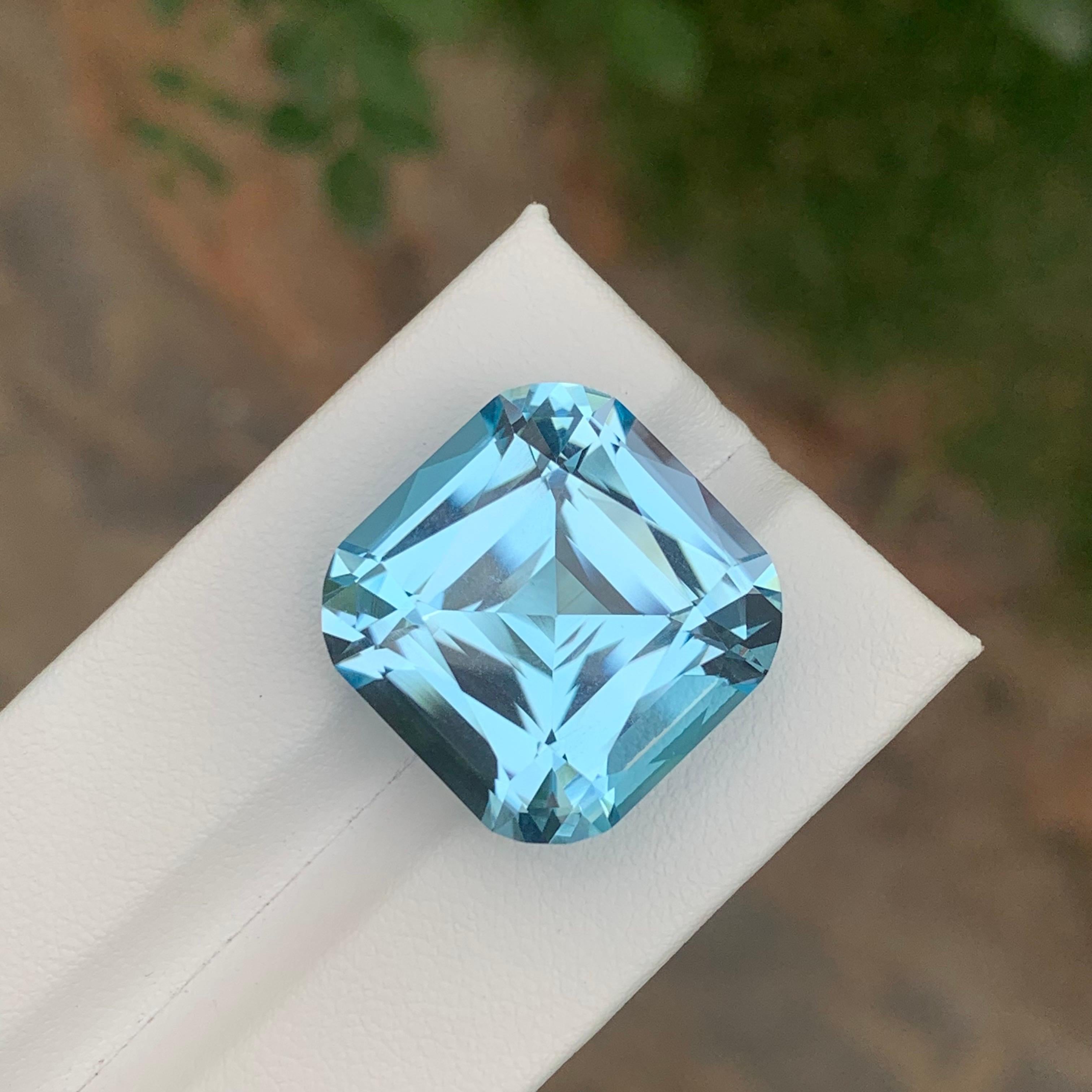 Women's or Men's Huge 41.45 Carat Natural Loose Sky Blue Topaz Square Shape Gemstone For Sale