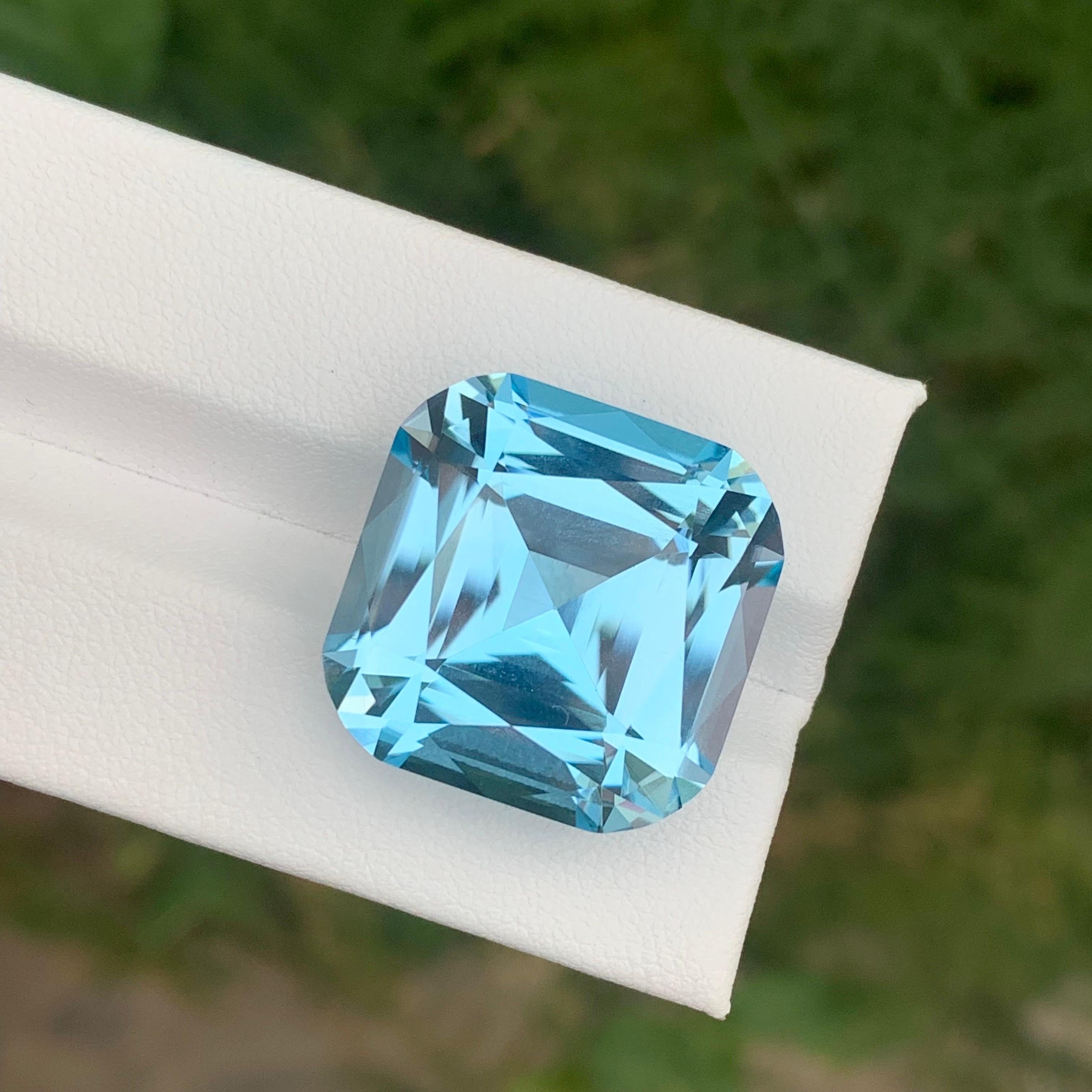 Huge 41.45 Carat Natural Loose Sky Blue Topaz Square Shape Gemstone For Sale 1