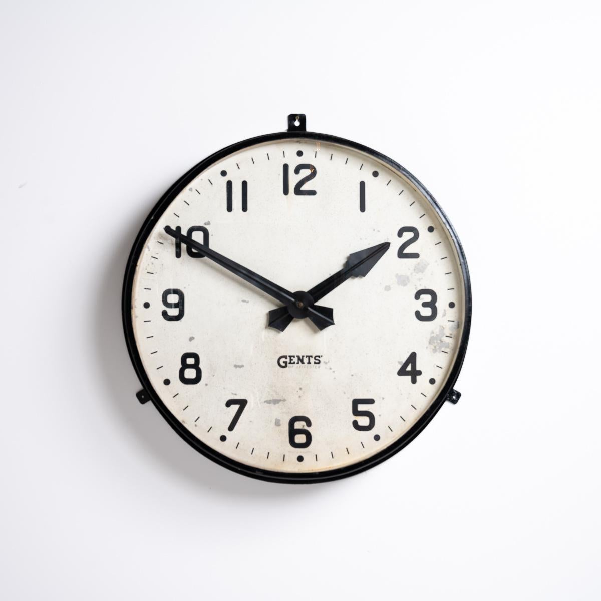 Huge 42 Inch Diameter Reclaimed Factory Wall Clock By Gents Of Leicester In Good Condition For Sale In Nottingham, GB