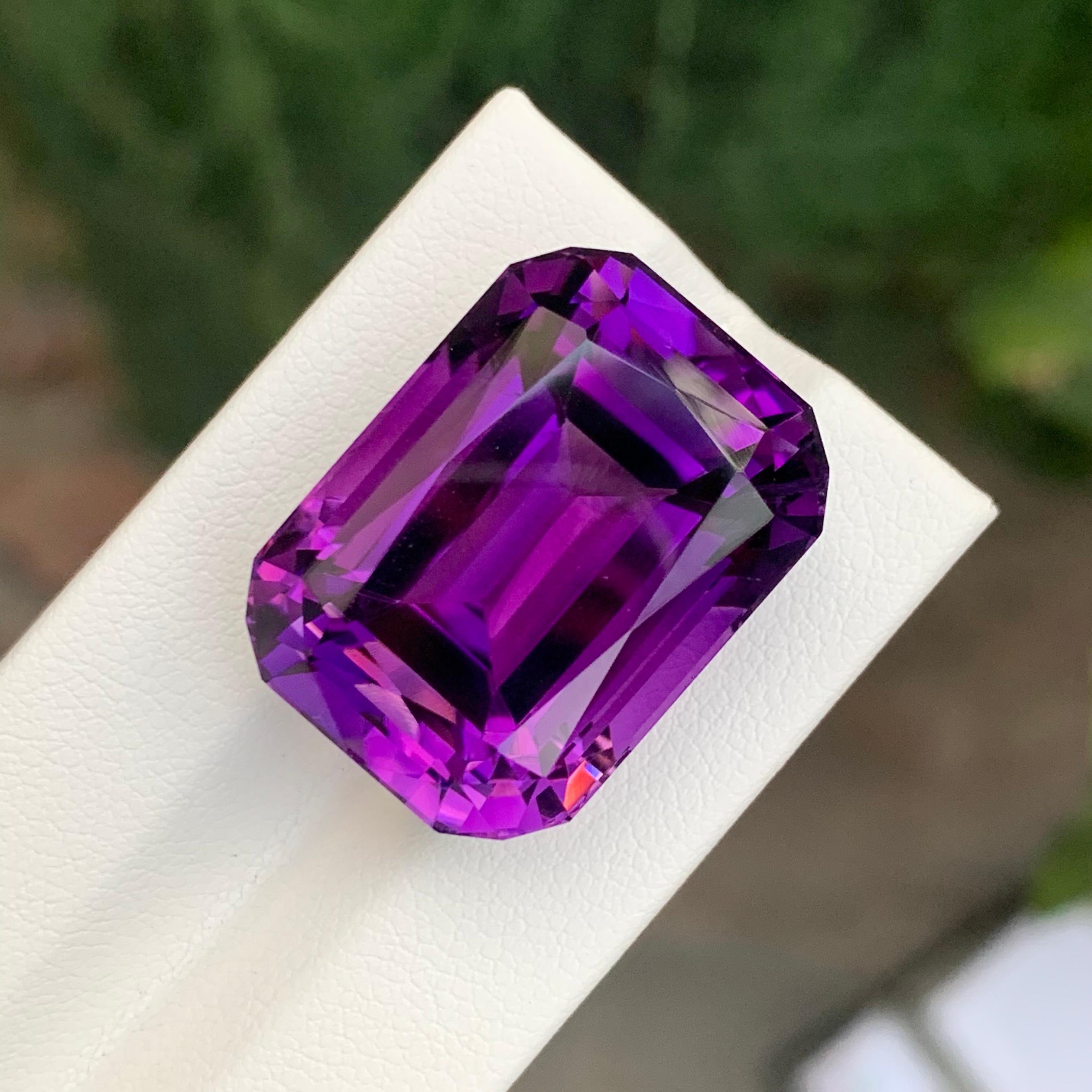 Arts and Crafts Huge 42.70 Carats Loose Purple Amethyst Gemstone For Sale