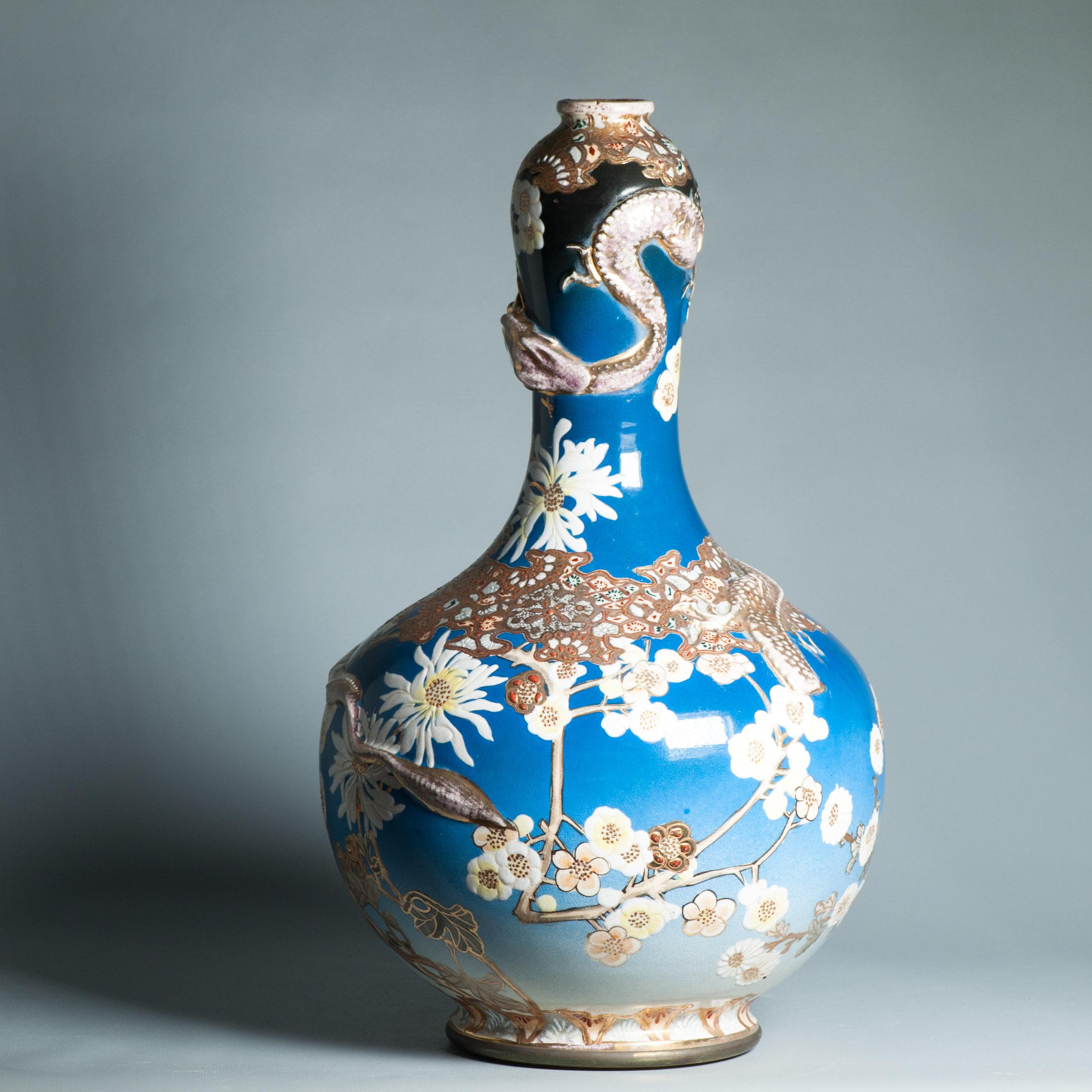 XIXe siècle Énorme vase japonais Satsuma de 46CM de style ancien Taizan Yohei d'époque Meiji en vente