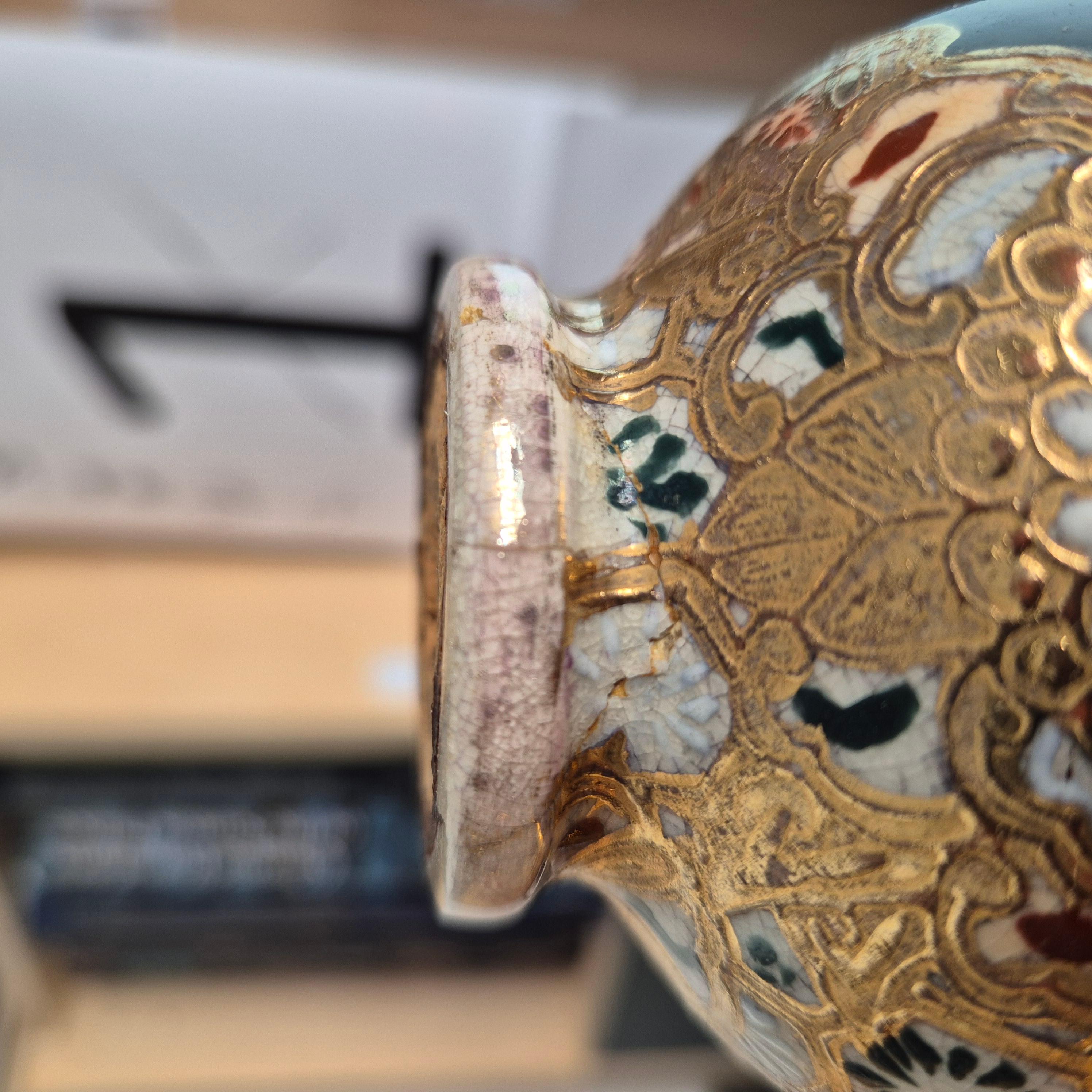 Énorme vase japonais Satsuma de 46CM de style ancien Taizan Yohei d'époque Meiji en vente 1
