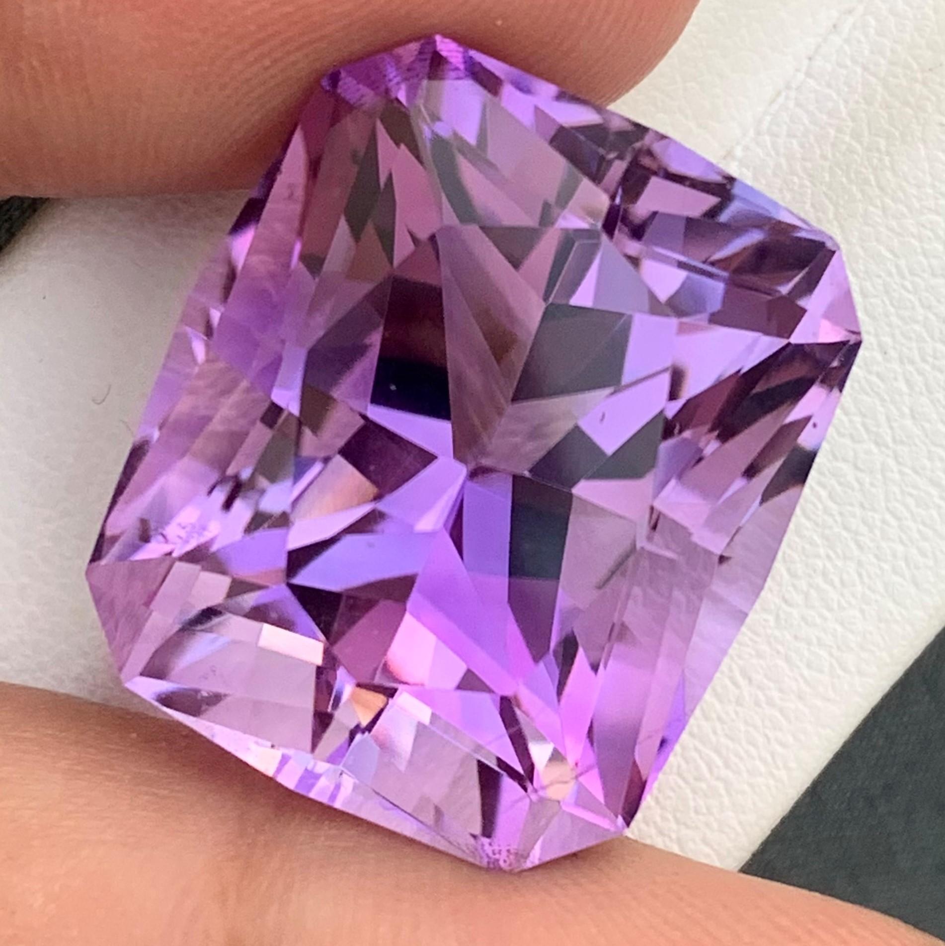 Großer 50 Karat funkelnder natürlicher loser Amethyst-Diamant im Fancy-Schliff für Halskette (Arts and Crafts) im Angebot