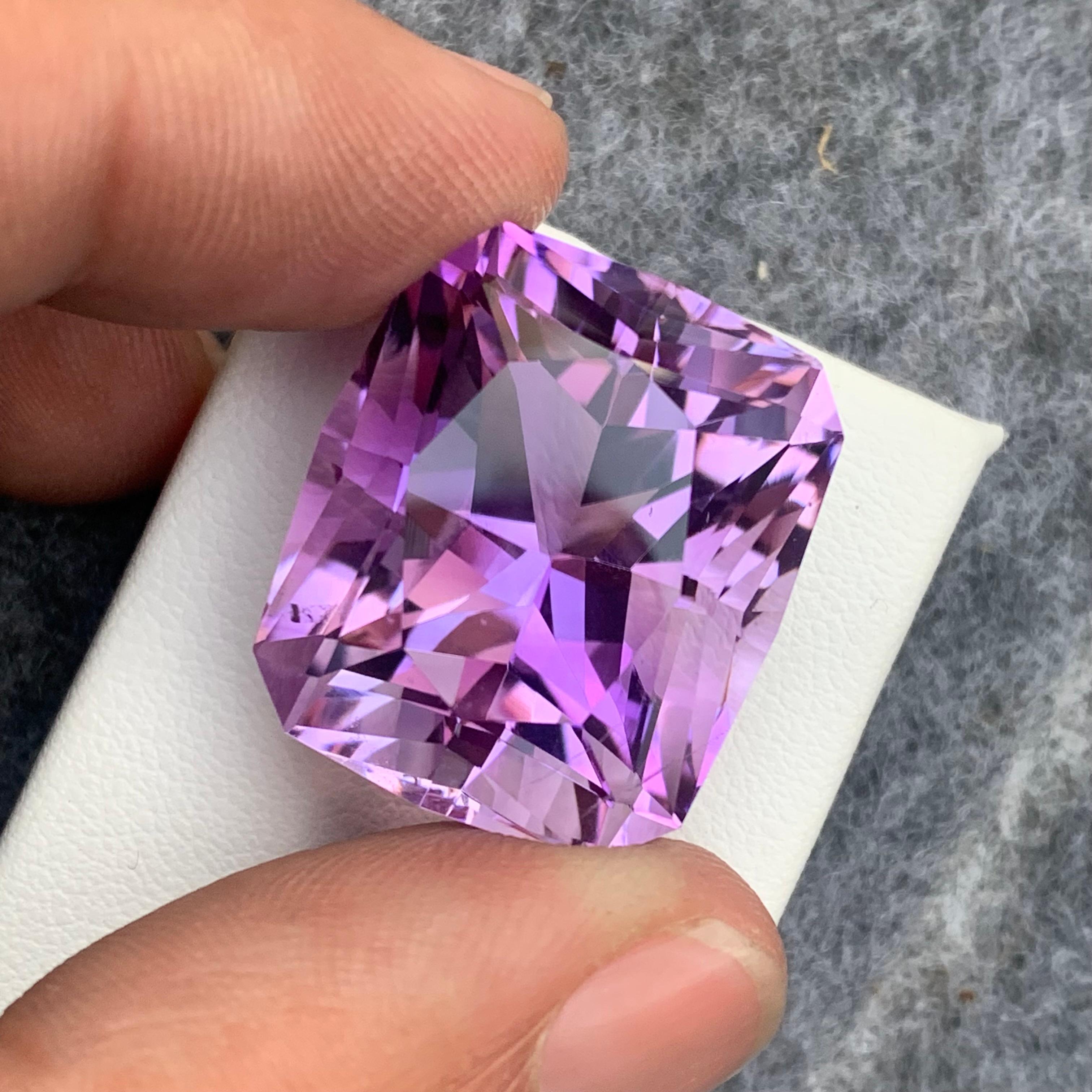 Großer 50 Karat funkelnder natürlicher loser Amethyst-Diamant im Fancy-Schliff für Halskette im Angebot 3