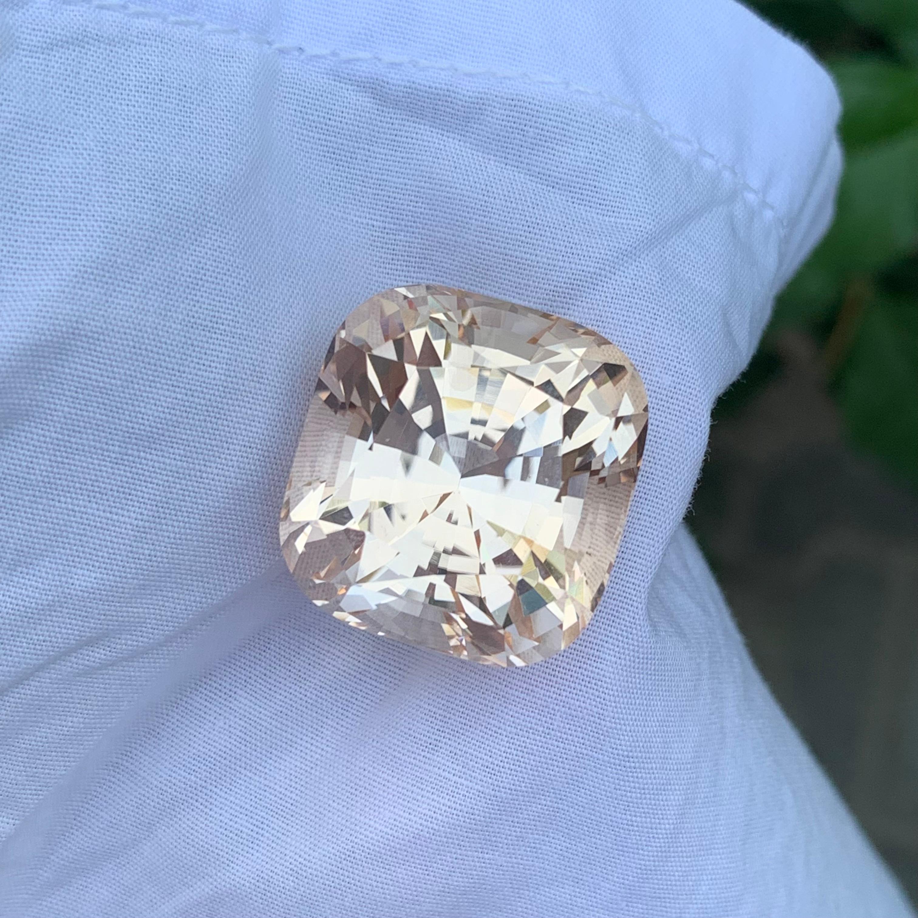 da uomo o donna Enorme pietra Morganite sfaccettata naturale da 50,00 carati a forma di cuscino in vendita