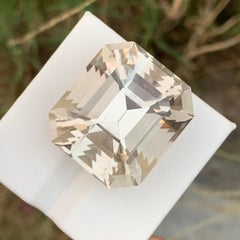 Huge 73.40 Carats Natural Loose Clear Quartz Gem For Necklace Jewelry