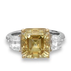 Huge 7.74ct Natural Fancy Yellow Diamond Engagement Ring 18K GIA VVS2 Asscher