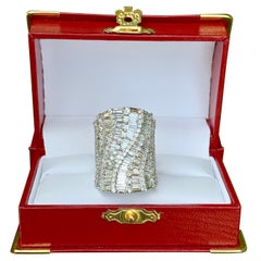 Huge 9.5 Carat Diamond "Fantasy Waves" 18 Karat White Gold Cocktail Band Ring