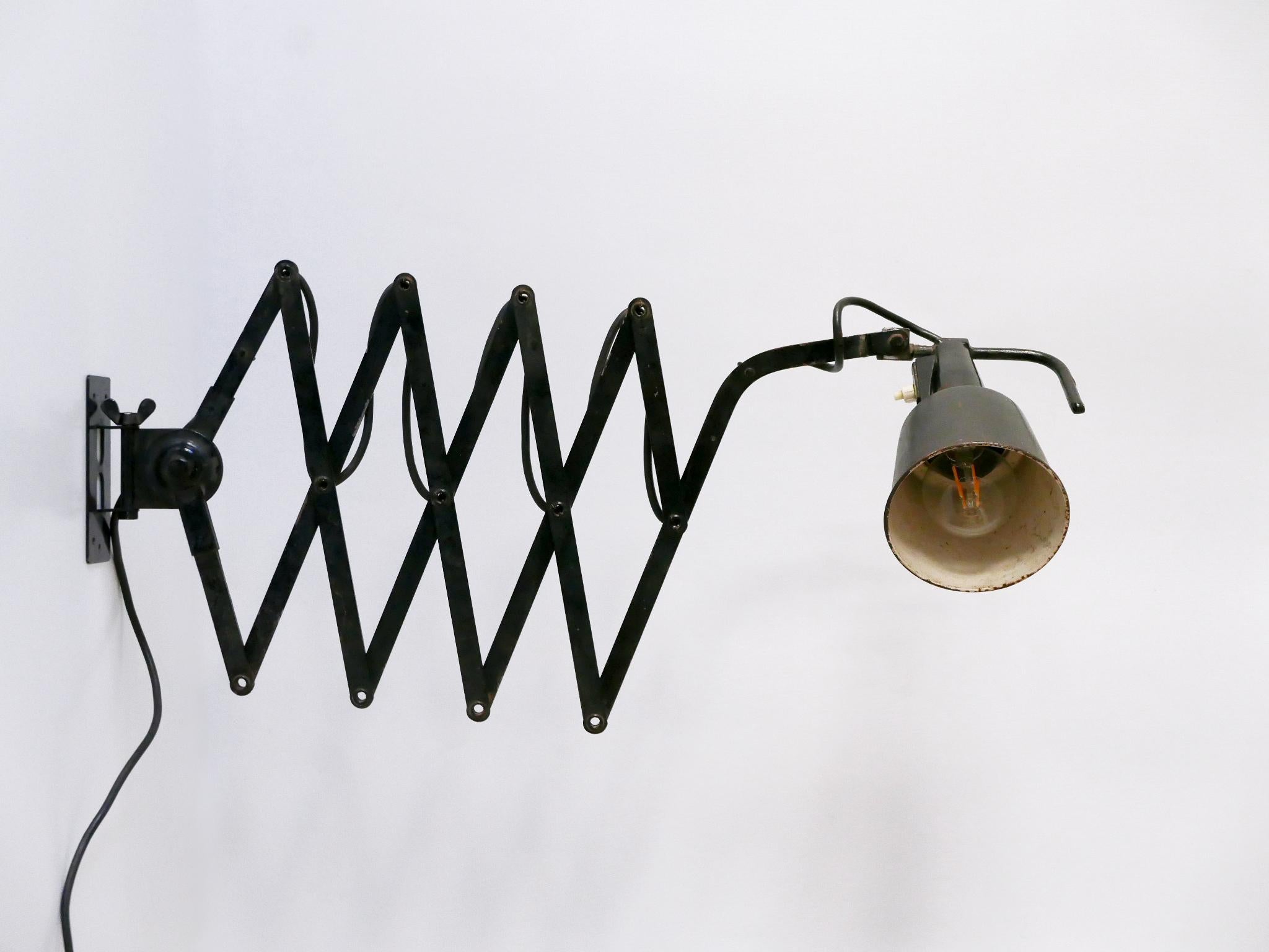 Huge Adjustable Bauhaus Scissor Wall Lamp by Wilhelm Bäder Germany 1930s For Sale 4