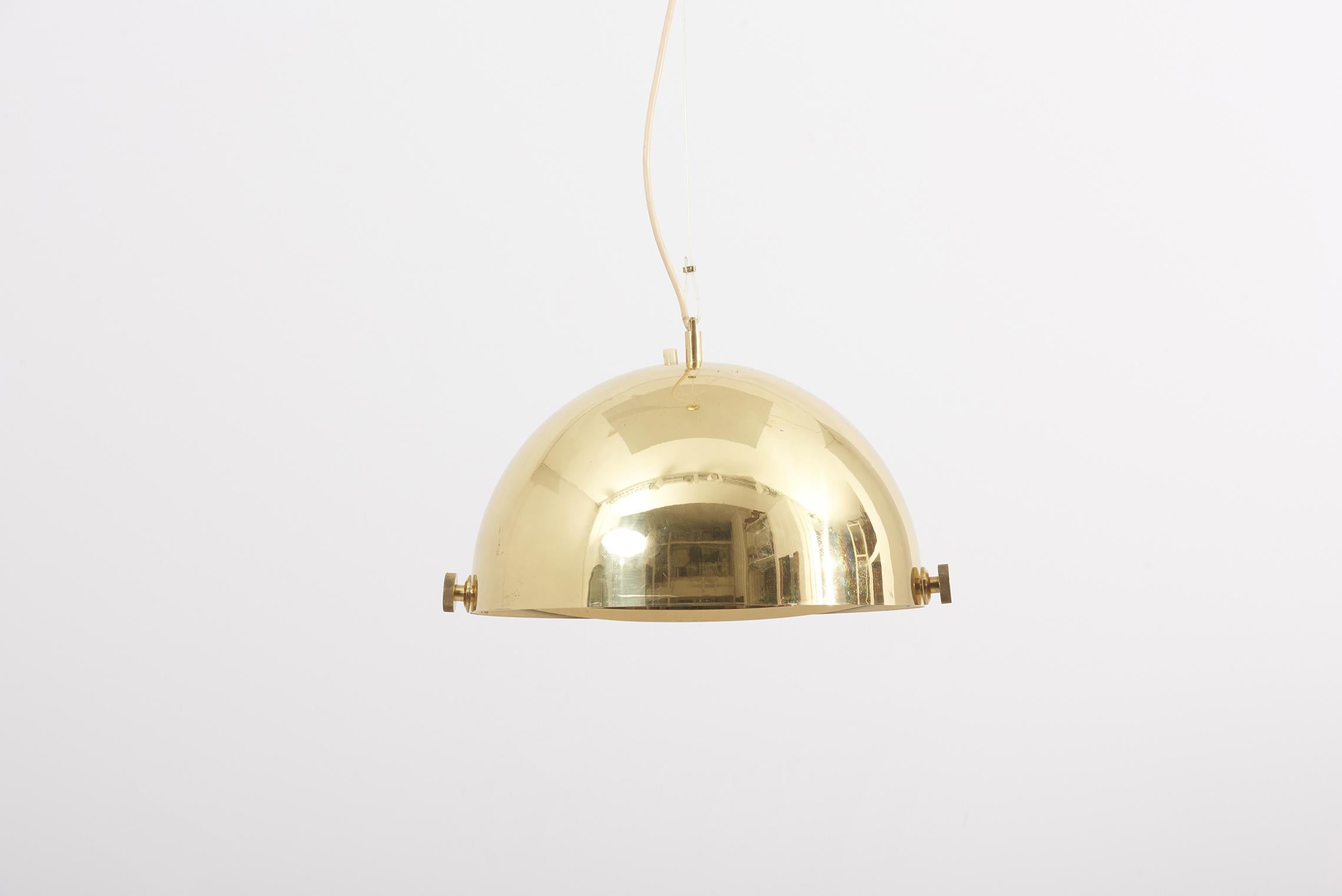 Huge Adjustable Brass Pendant Lamp Attributed to Münchner Werkstätten, Germany In Good Condition For Sale In Berlin, DE