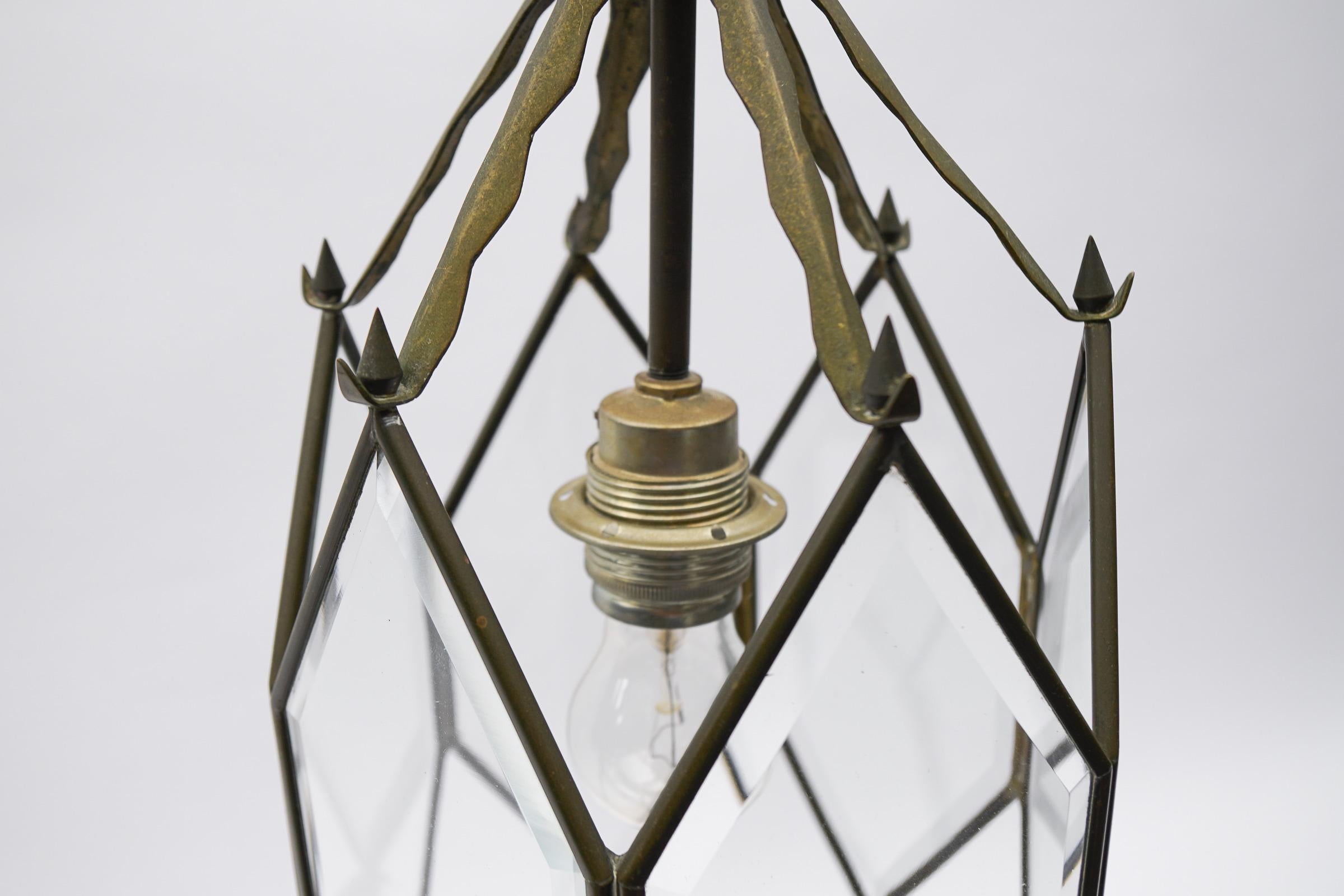 Lovely Adolf Loos Lobmeyr Style Light Beveled Glass and Brass, Austria For Sale 4