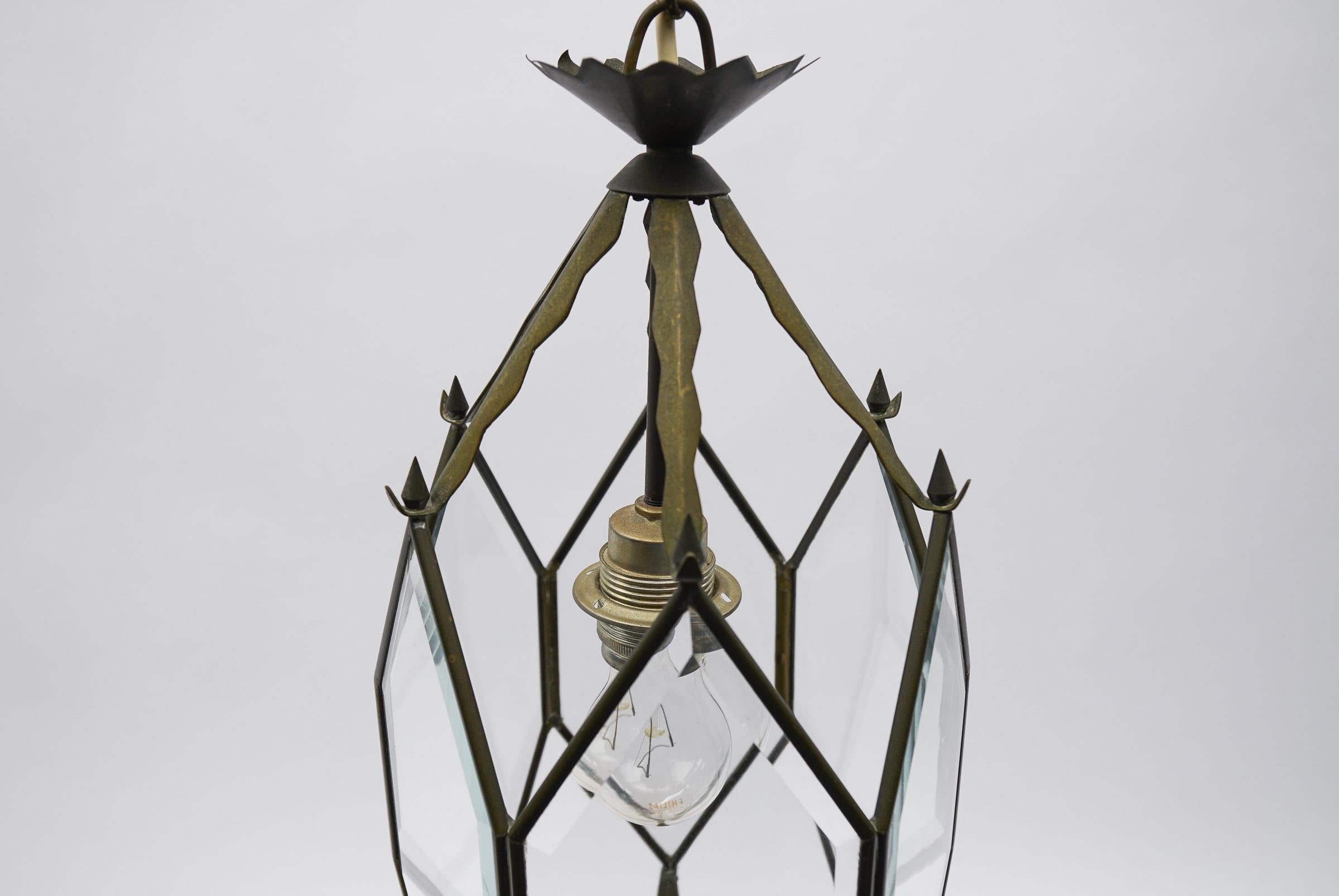 Lovely Adolf Loos Lobmeyr Style Light Beveled Glass and Brass, Austria For Sale 3