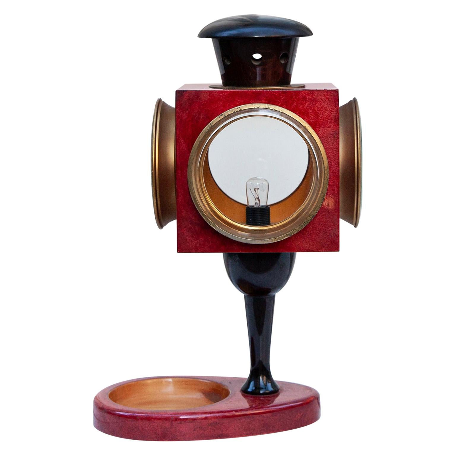 Énorme lampe de table lanterne Aldo Tura en peau de chèvre rouge