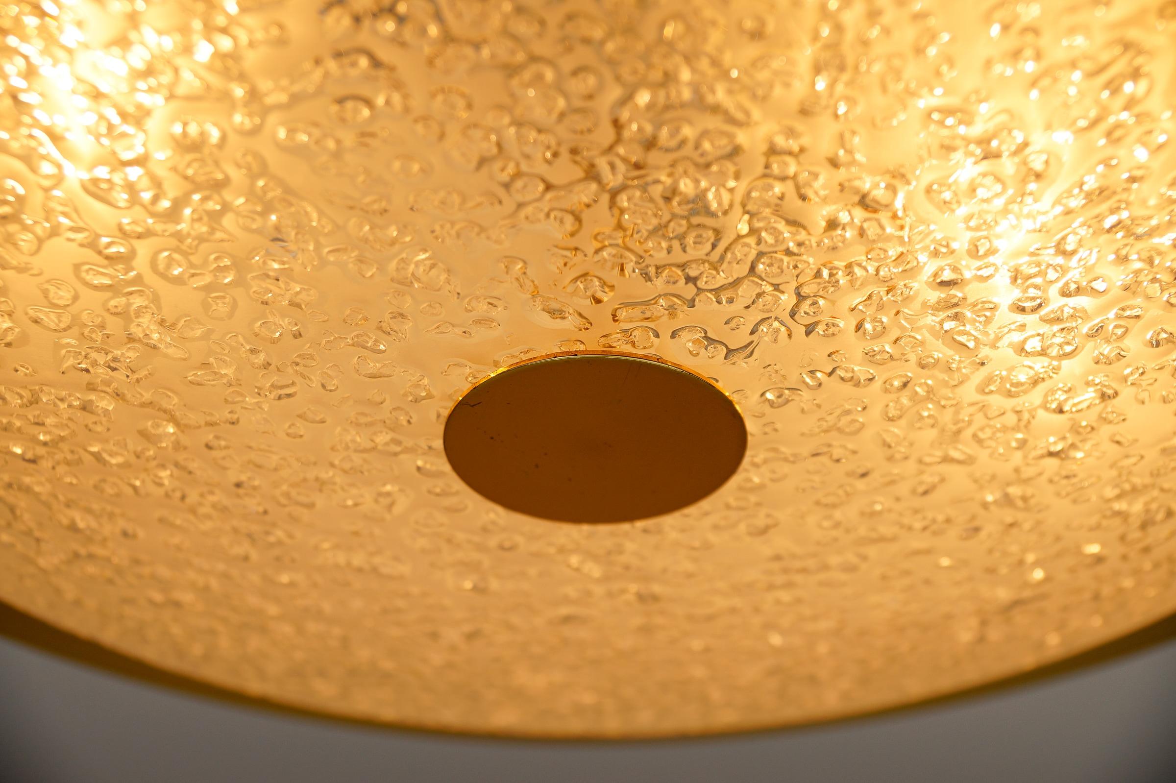 Enorme y elegante lámpara empotrada o aplique de cristal helado esmerilado, años 60 Alemania en venta 3