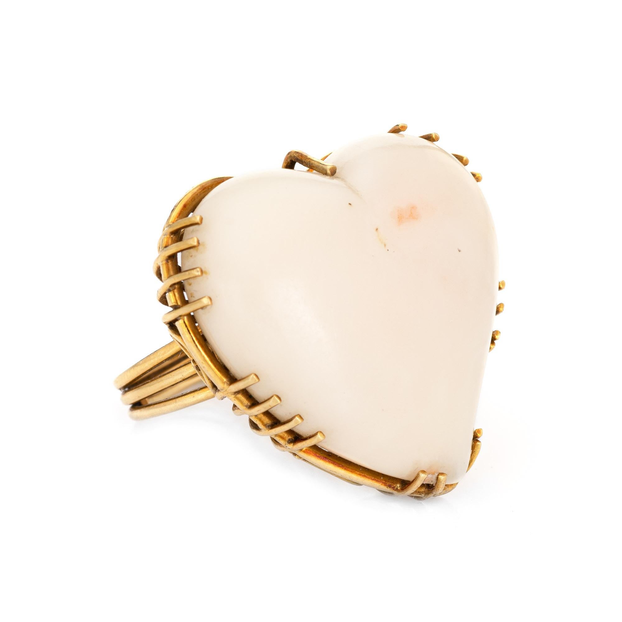 Modern Huge Angel Skin Coral Heart Ring 60s Vintage 18k Yellow Gold Cocktail Jewelry For Sale