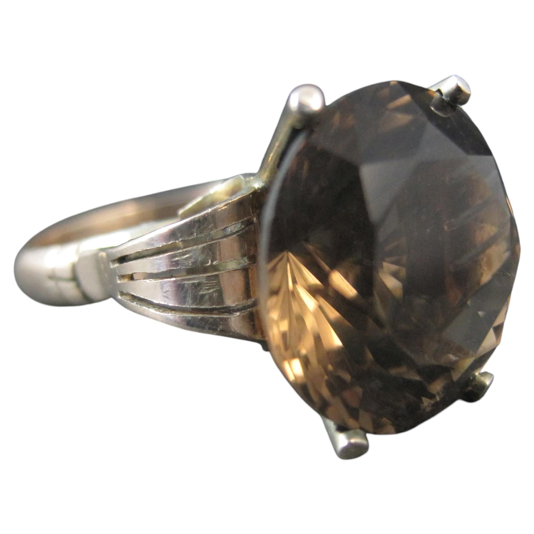 Riesiger antiker 14K Rauchquarz-Ring Größe 7 im Angebot