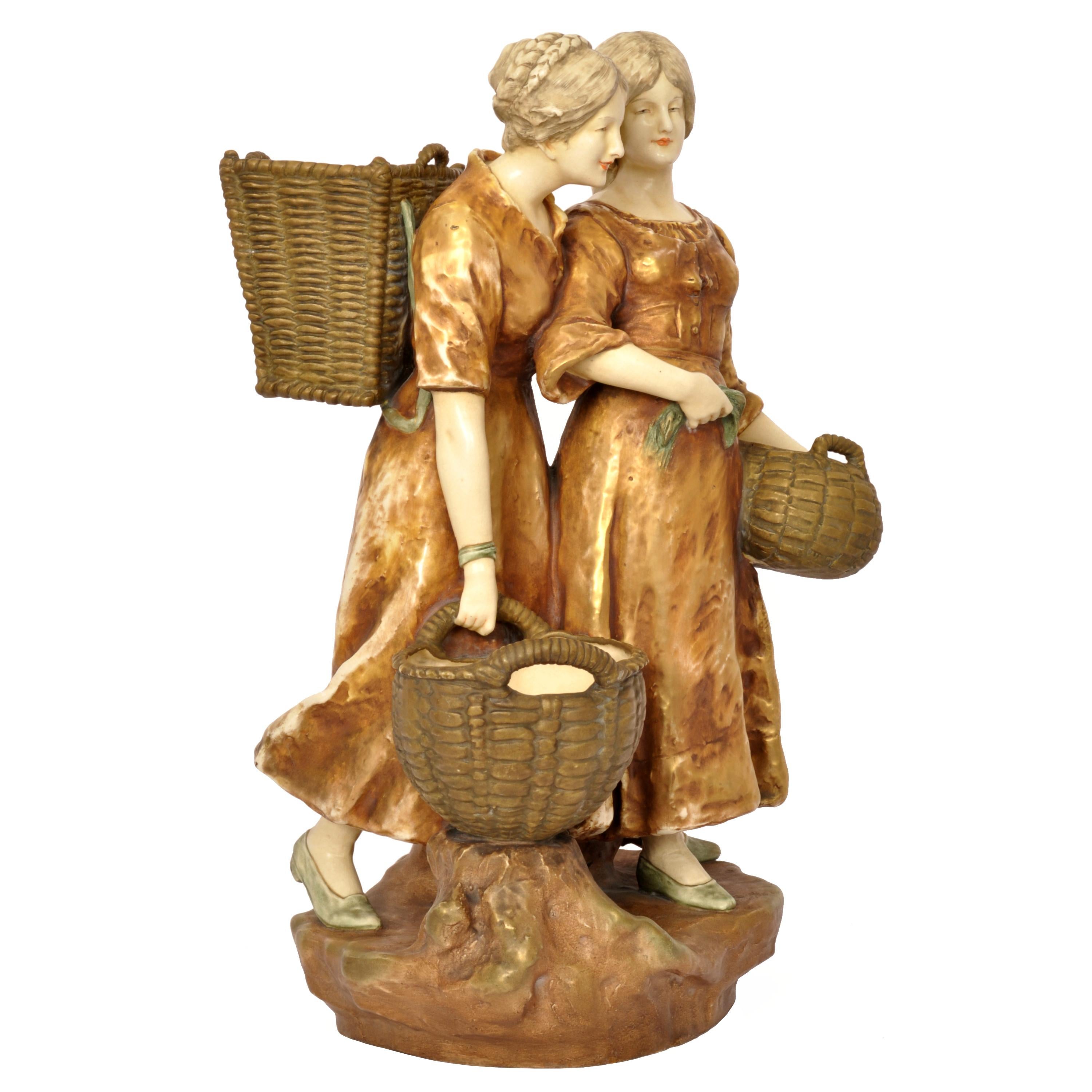 Début du 20ème siècle Grande Statue ancienne en poterie Imperial Amphora autrichienne Figurale Art Nouveau 1910 en vente