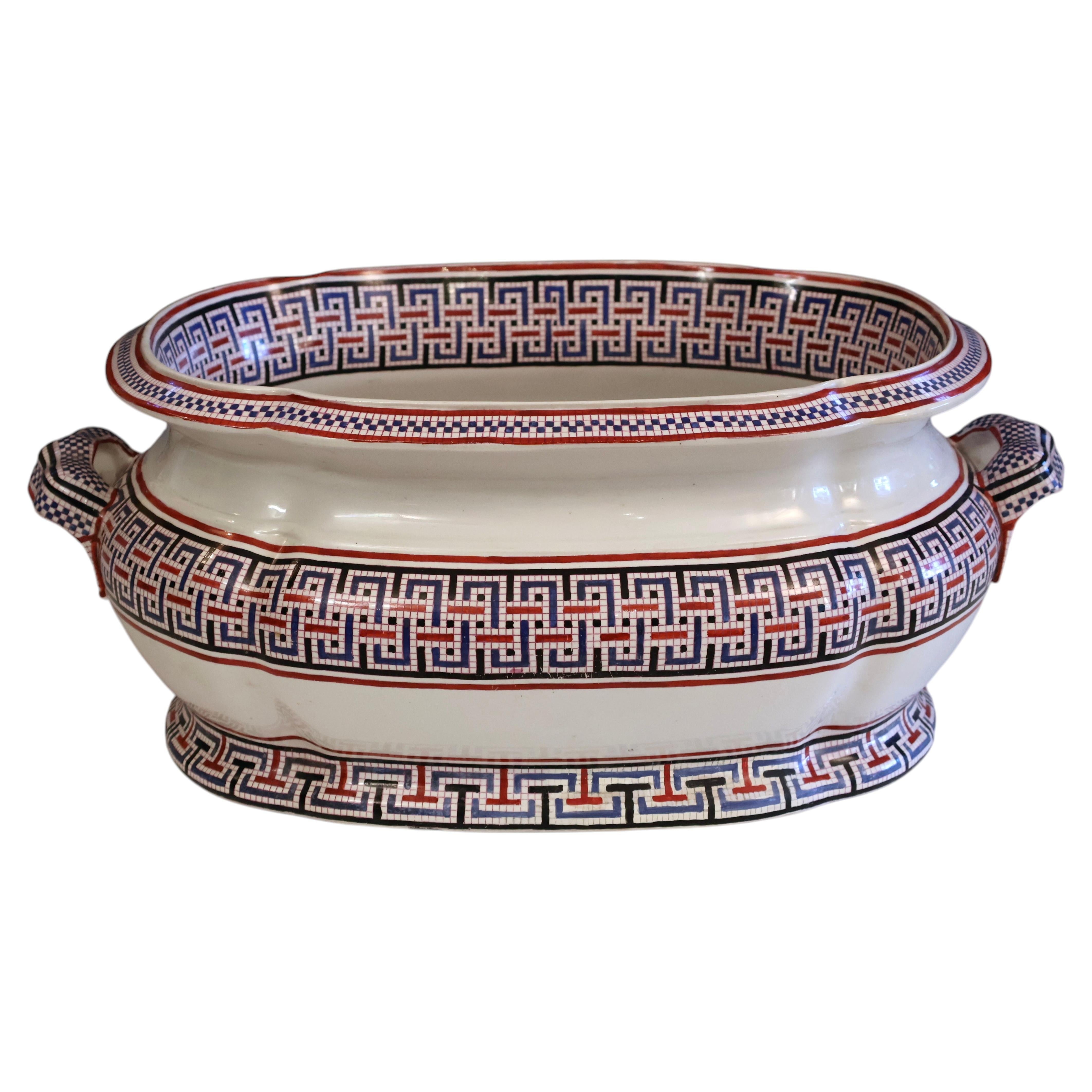 Immense jardinière antique de style néo-grec en faïence anglaise Copeland Spode, servant autrefois de bassin pour les pieds en vente